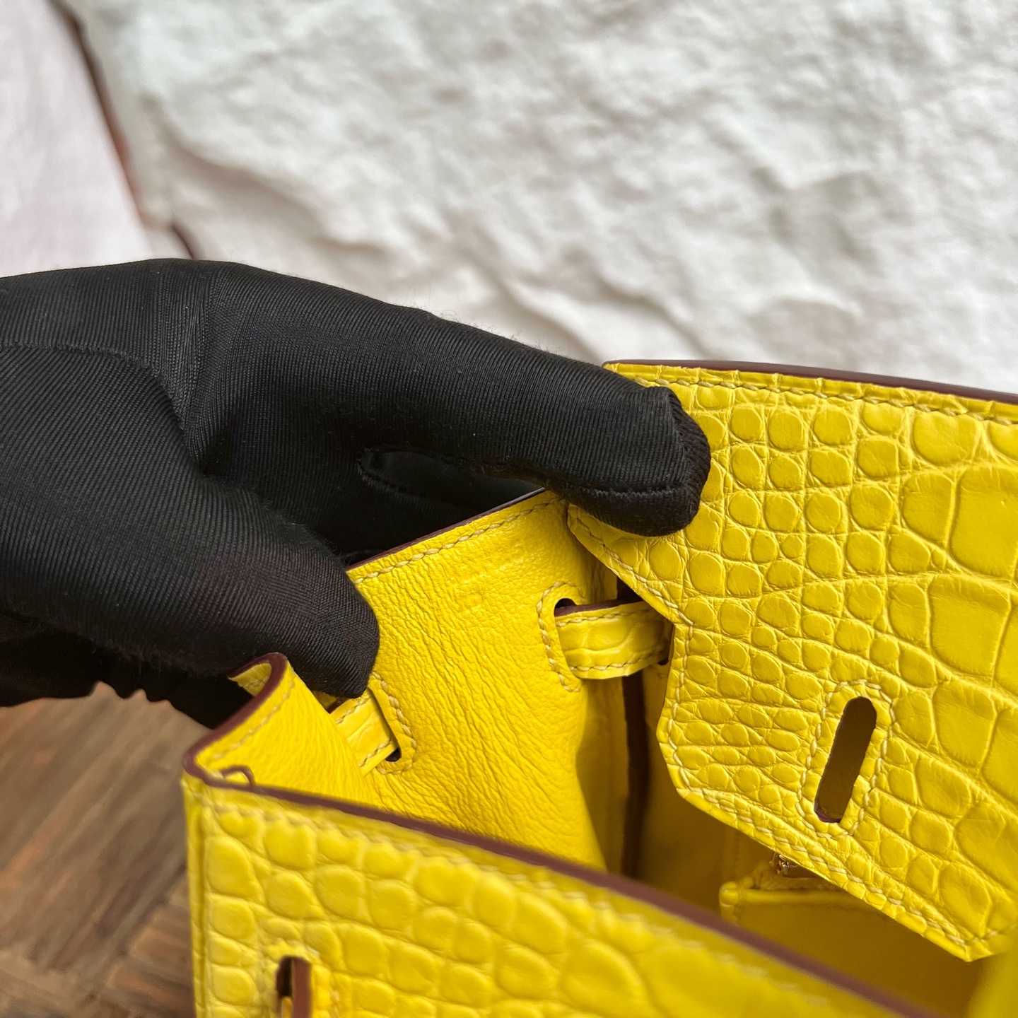 Spot Birkin 25cm matte American crocodile Color: 9M marigold yellow Matte Alligator Crocodile Fully handmade wax stitching Ghw Stock - Image 7