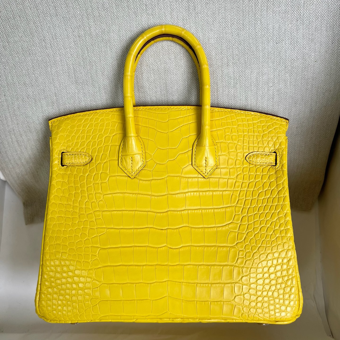 Spot Birkin 25cm matte American crocodile Color: 9M marigold yellow Matte Alligator Crocodile Fully handmade wax stitching Ghw Stock - Image 13