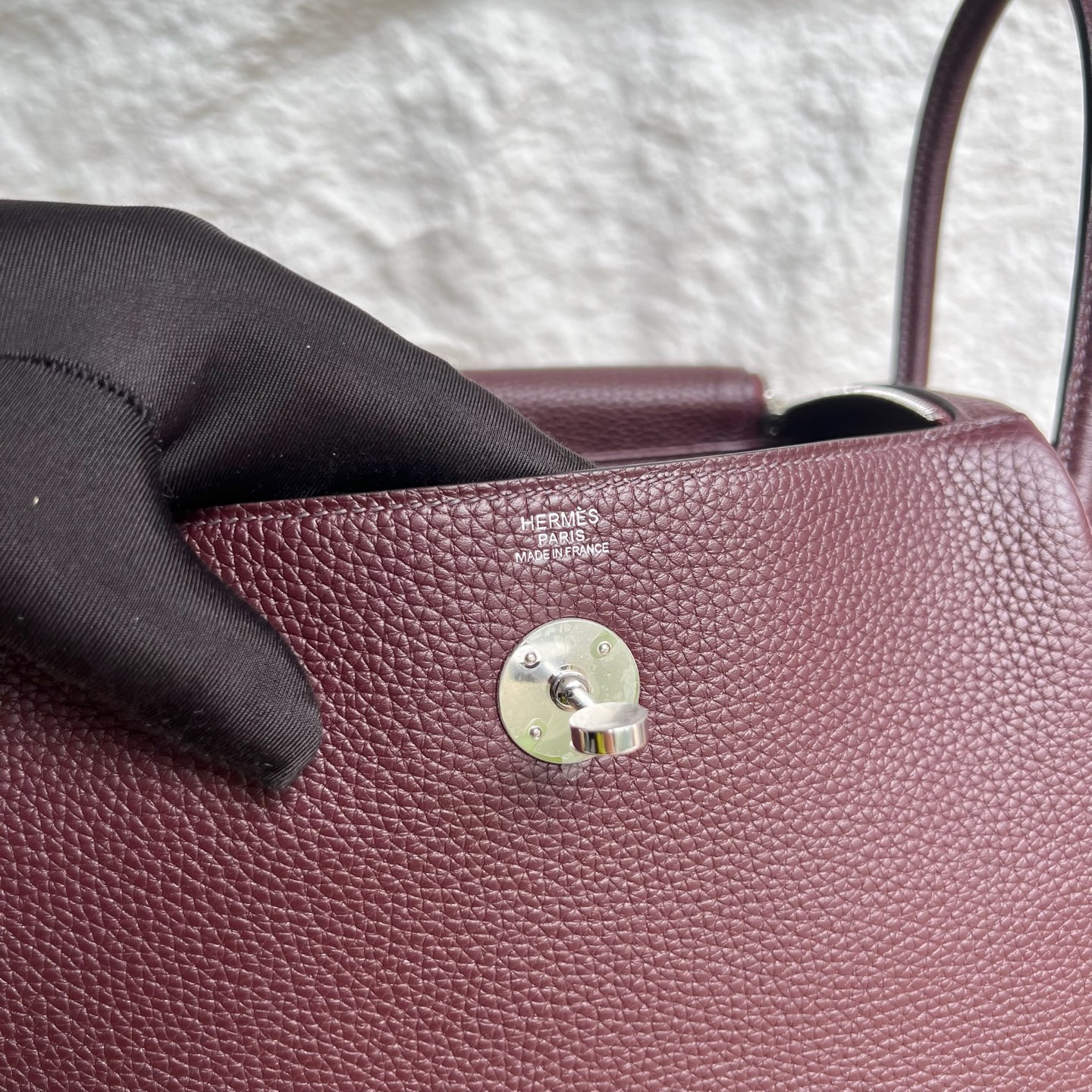 Lindy 26cm Clemence original top tc large cowhide leather Color: 0G saddle red Fully handmade wax stitching Customized✈️ - Image 7