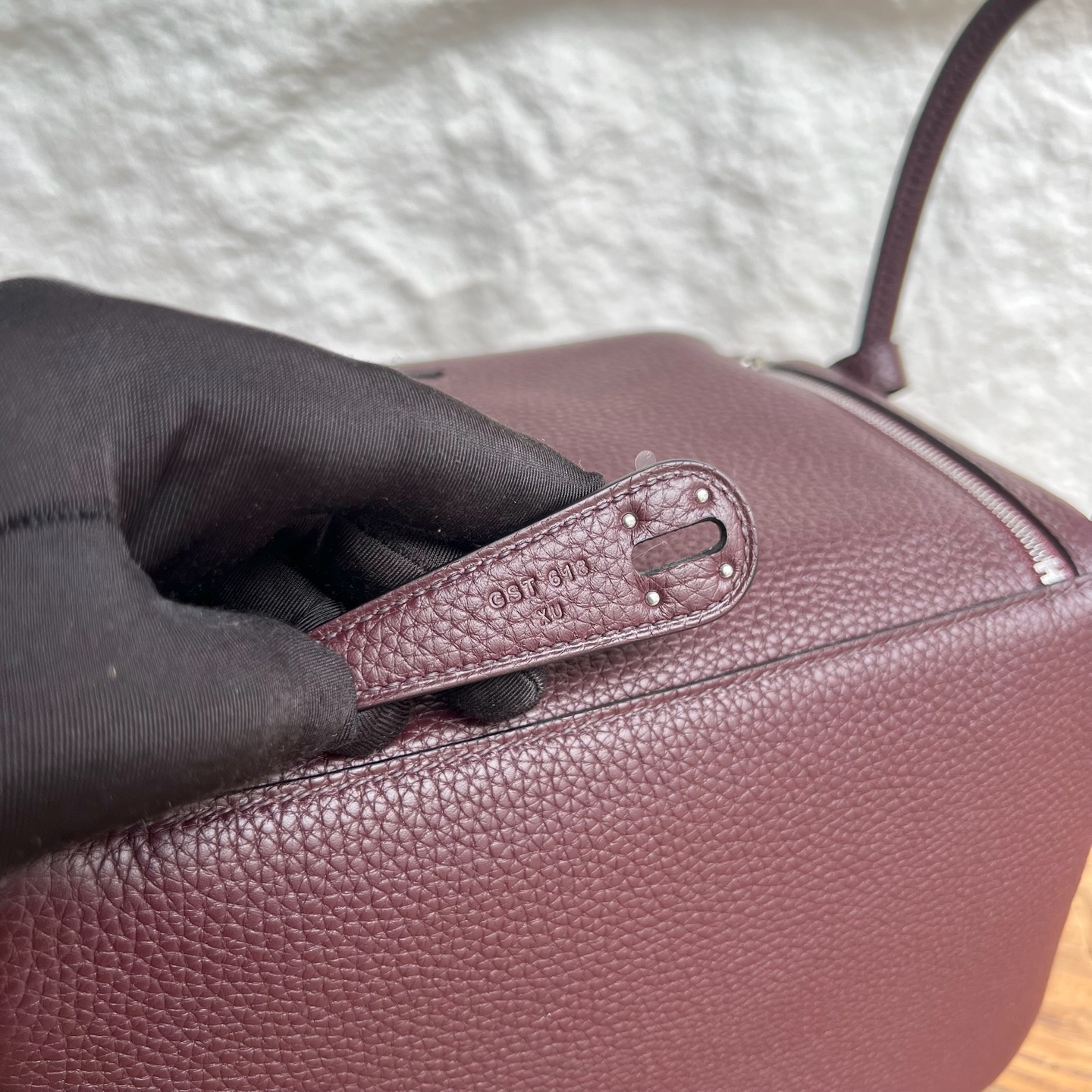 Lindy 26cm Clemence original top tc large cowhide leather Color: 0G saddle red Fully handmade wax stitching Customized✈️ - Image 8
