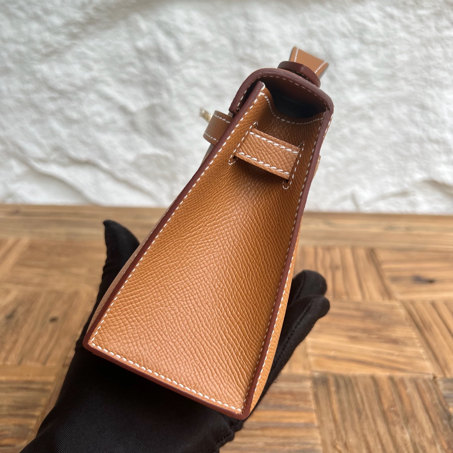 Spot Mini Kelly Pochette 22cm Epsom Color: 37 golden brown Gold Fully handmade wax stitching Ghw Stock - Image 3