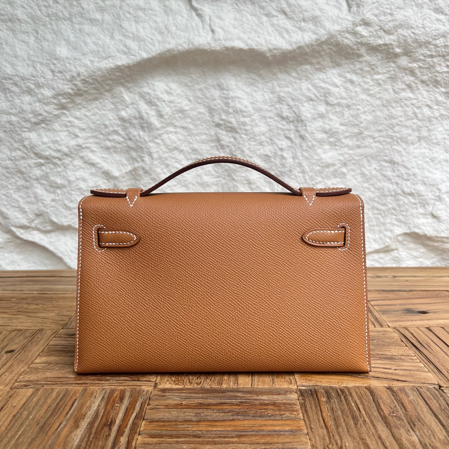 Spot Mini Kelly Pochette 22cm Epsom Color: 37 golden brown Gold Fully handmade wax stitching Ghw Stock - Image 4