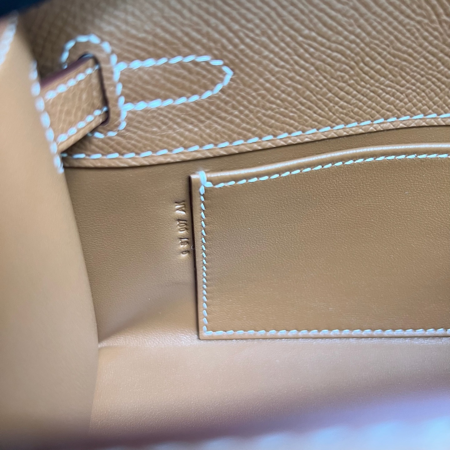 Spot Mini Kelly Pochette 22cm Epsom Color: 37 golden brown Gold Fully handmade wax stitching Ghw Stock - Image 8