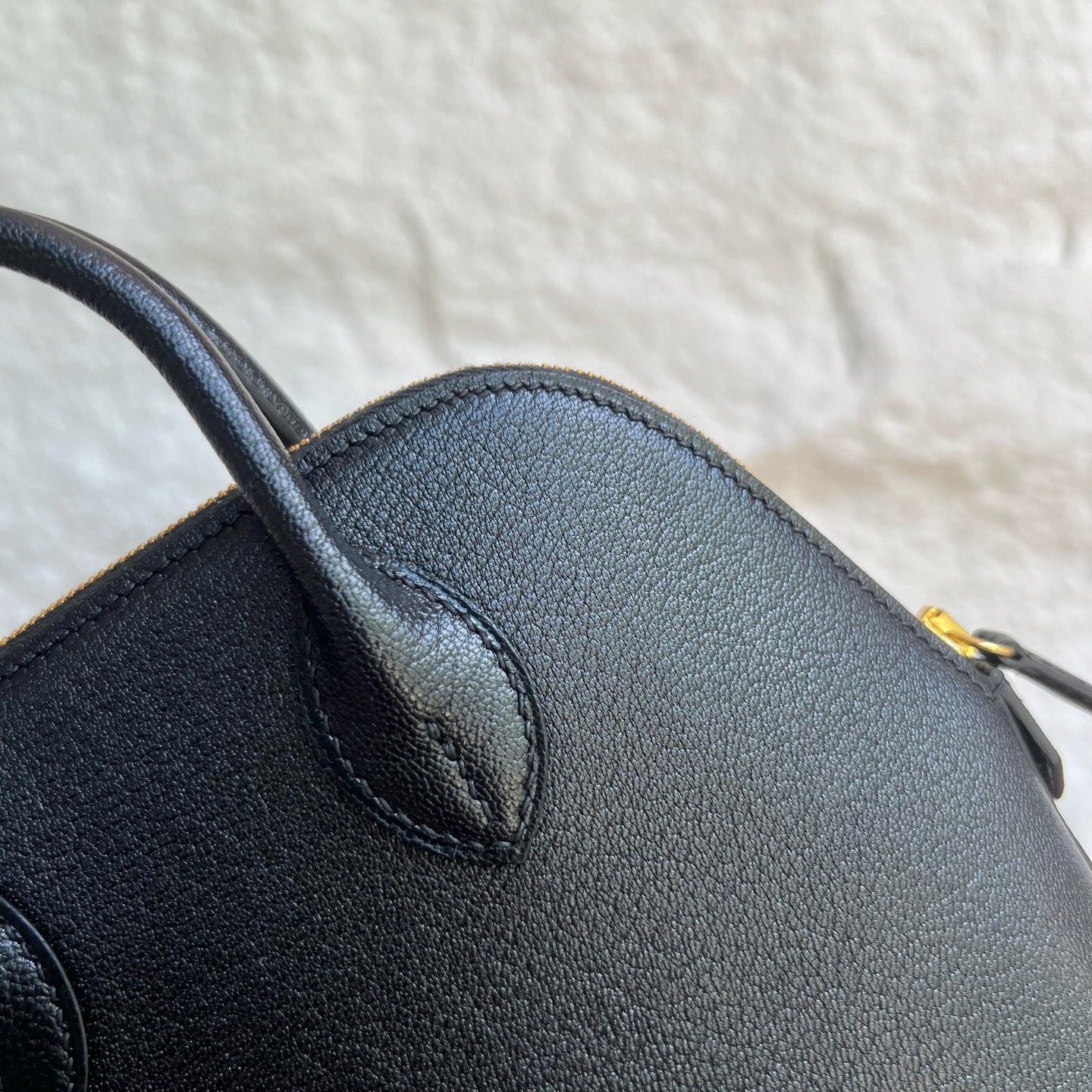 Mini Bolide 20cm Chever Color: 89 black with 55 Hermès red inside Fully handmade wax stitching Gold buckle customized✈️ - Image 2