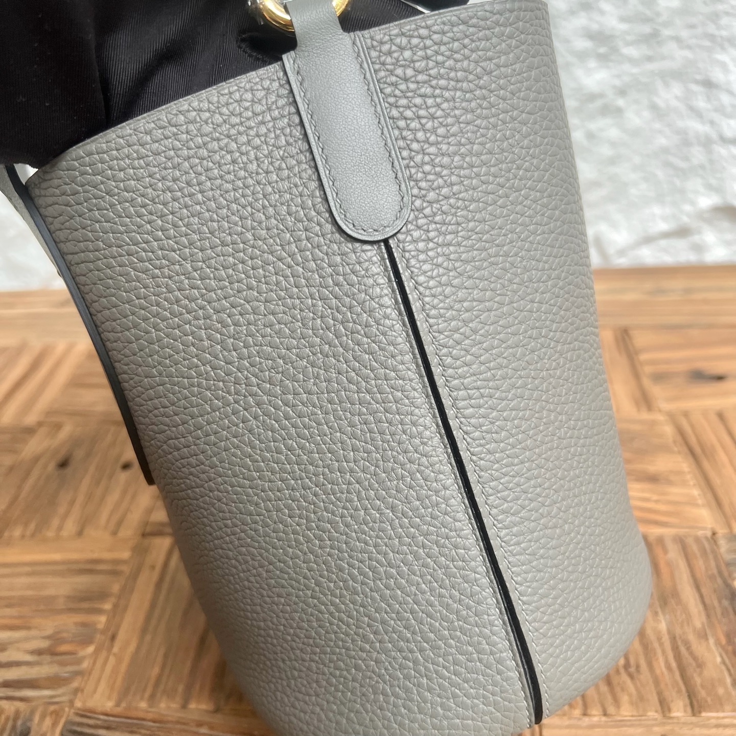 In The Loop Pig Nose Vegetable Basket 18cm Clemence/Swift Color: 0L cumulonimbus gray Fully handmade wax stitching Ghw customized✈️ - Image 5
