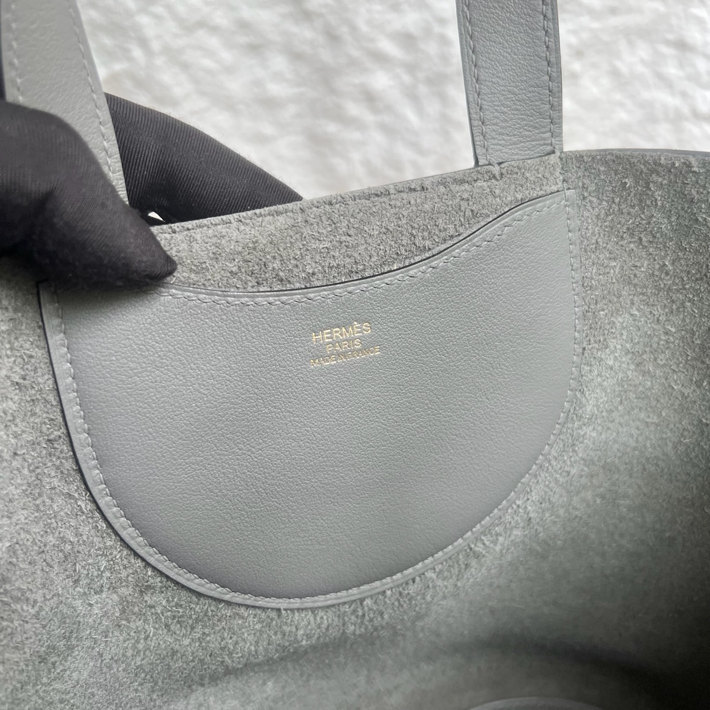 In The Loop Pig Nose Vegetable Basket 18cm Clemence/Swift Color: 0L cumulonimbus gray Fully handmade wax stitching Ghw customized✈️ - Image 9