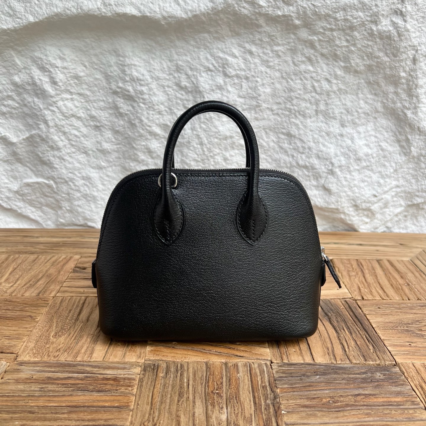 Newly made in stock Mini Bolide 20cm Chever Color: Ck89 black Noir fully handmade wax thread sewing Silver buckle Stock