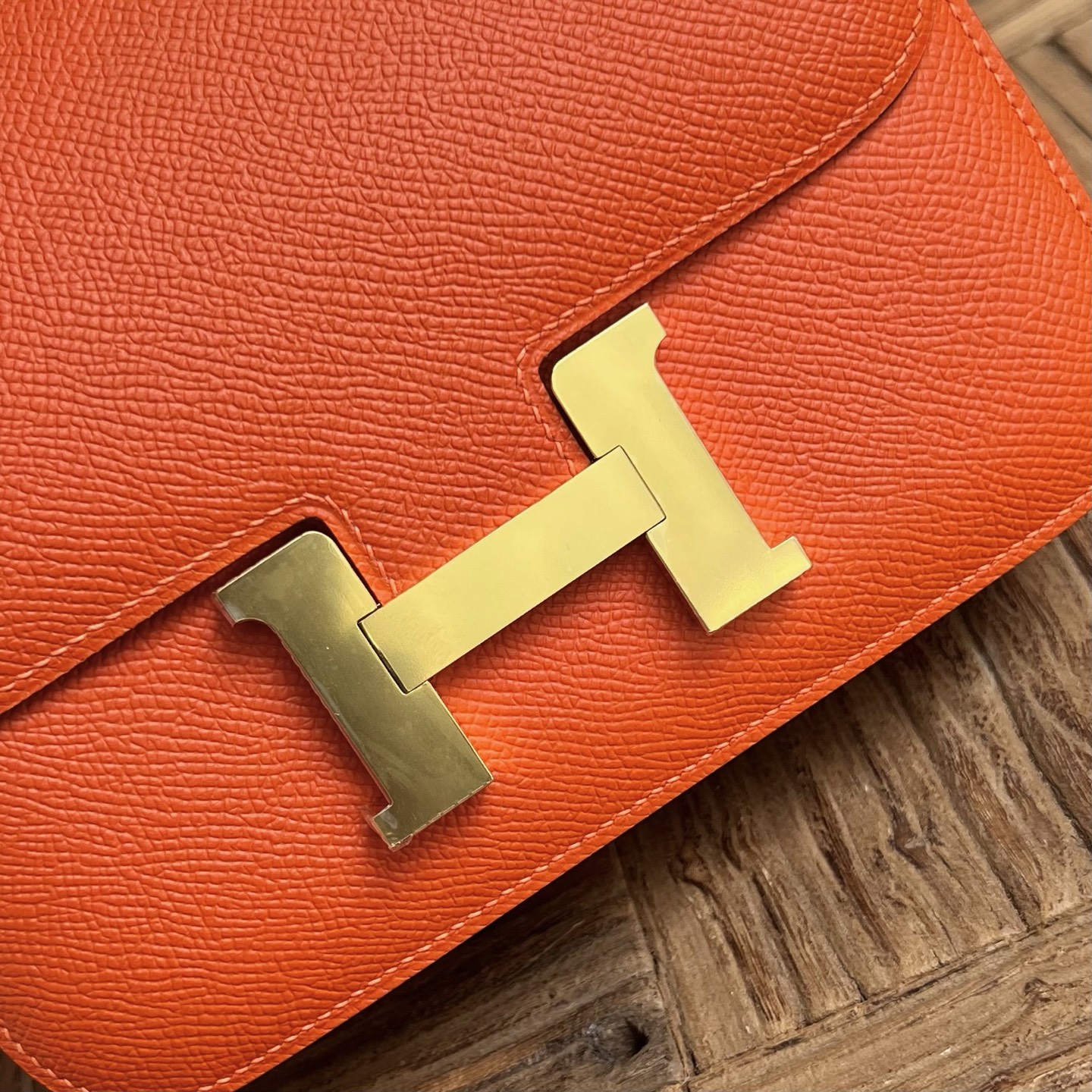 Constance 18cm mirror style🪞Epsom Color: 9J flame orange, fully handmade wax stitching Gold buckle customized✈️ - Image 2