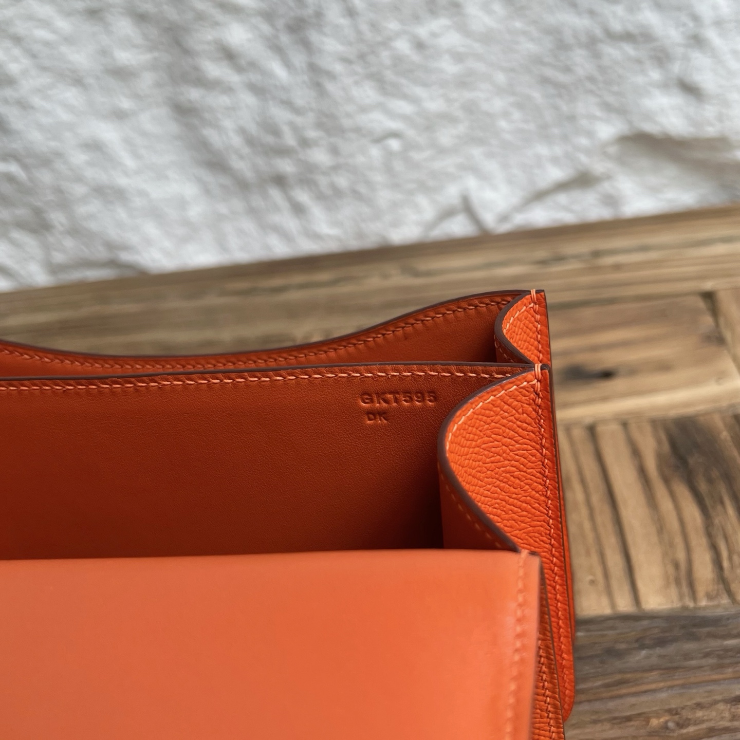 Constance 18cm mirror style🪞Epsom Color: 9J flame orange, fully handmade wax stitching Gold buckle customized✈️ - Image 7