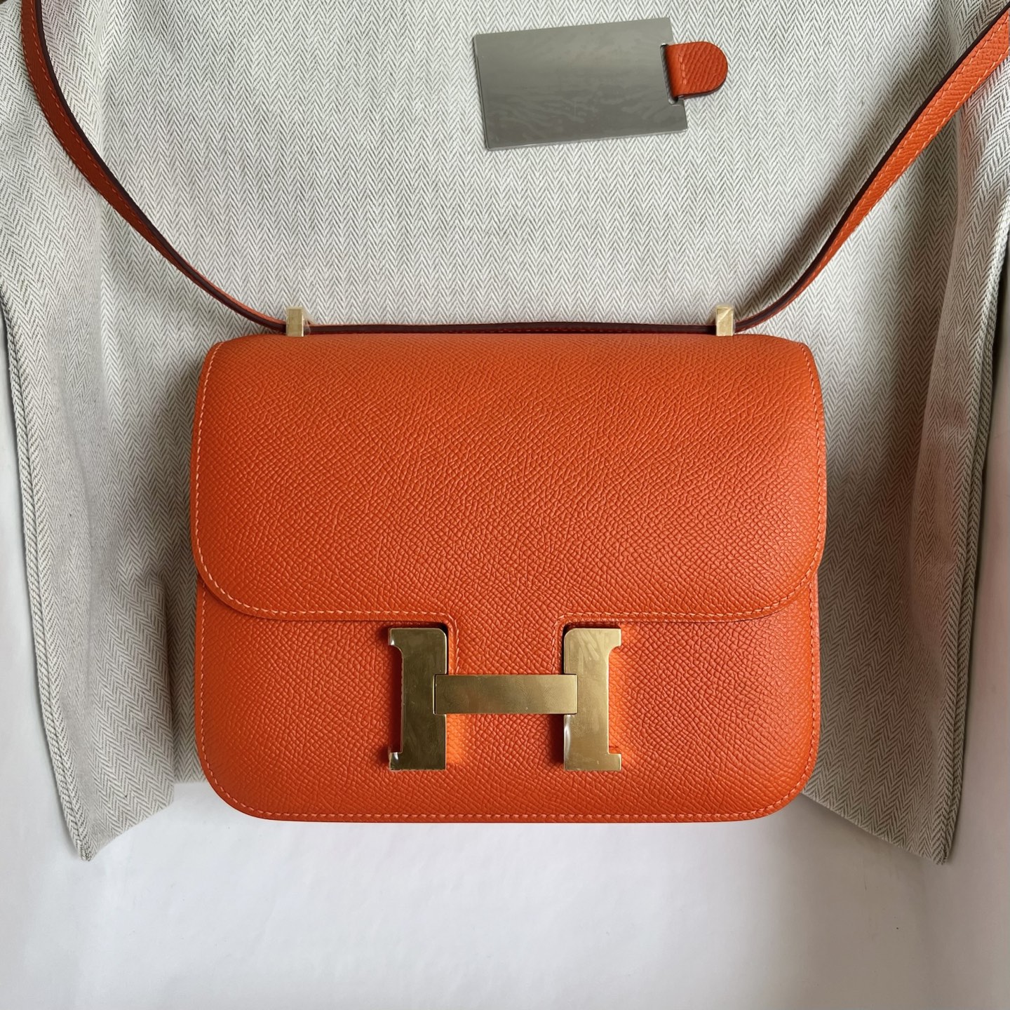 Constance 18cm mirror style🪞Epsom Color: 9J flame orange, fully handmade wax stitching Gold buckle customized✈️ - Image 11