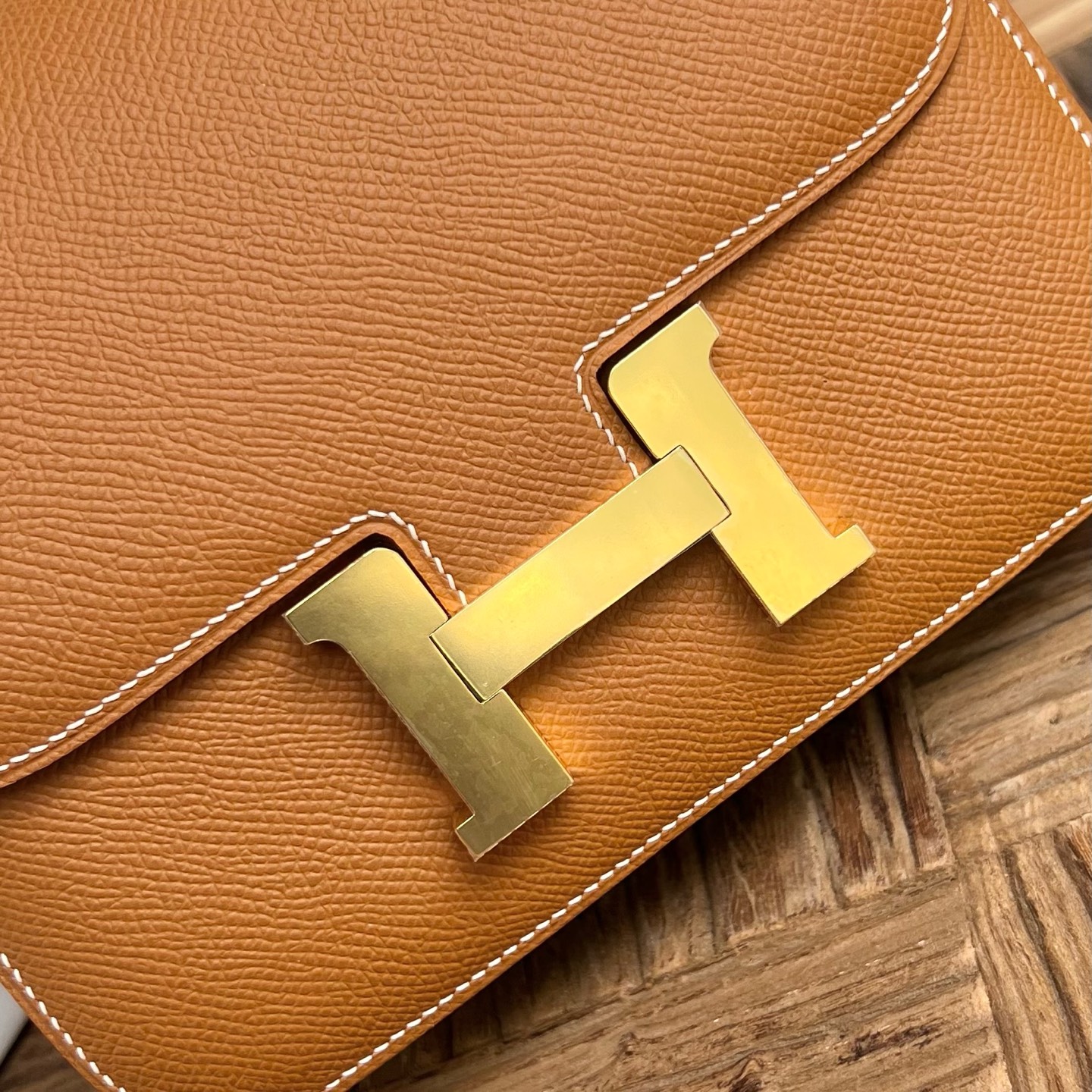 Constance 18cm mirror style🪞Epsom Color: CC37 golden brown Gold Fully handmade wax thread sewing Gold buckle Stock - Image 2