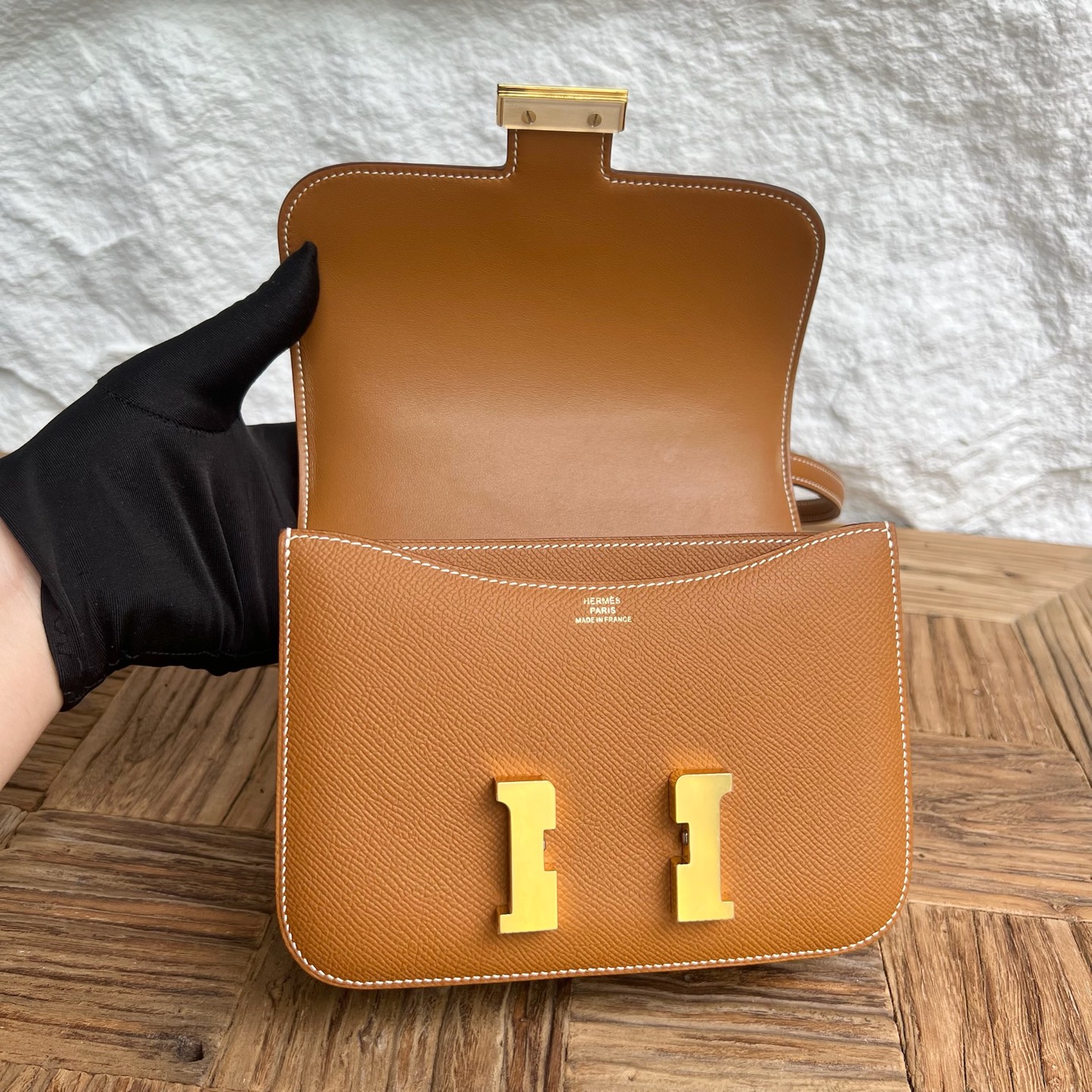 Constance 18cm mirror style🪞Epsom Color: CC37 golden brown Gold Fully handmade wax thread sewing Gold buckle Stock - Image 4