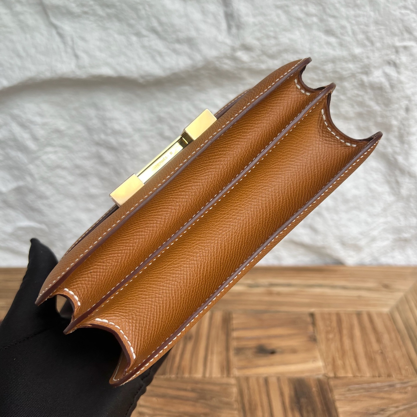 Constance 18cm mirror style🪞Epsom Color: CC37 golden brown Gold Fully handmade wax thread sewing Gold buckle Stock - Image 10