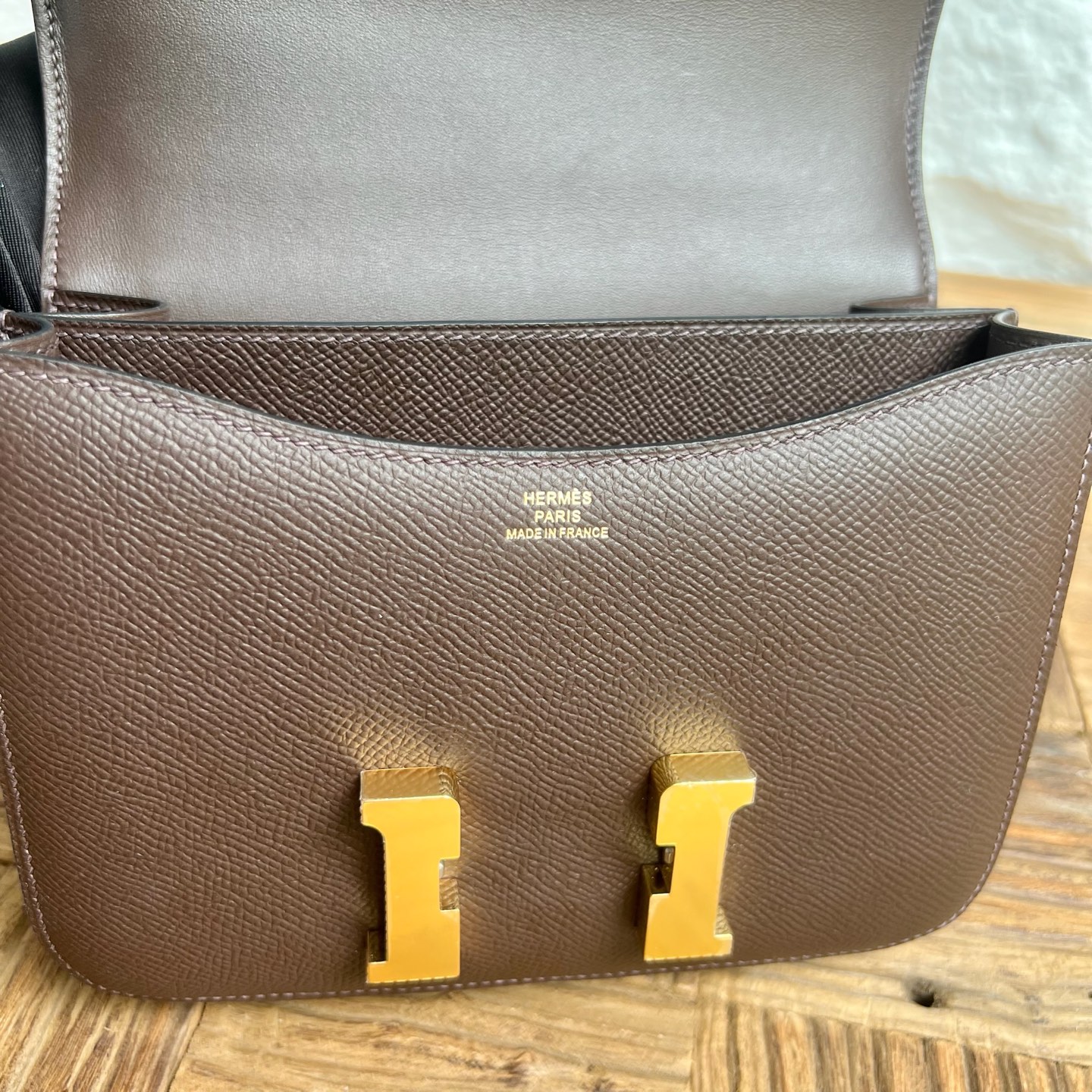 Constance 18cm mirror style🪞Epsom Color: CC47 chocolate 🍫 Fully handmade wax thread sewing Gold buckle customized✈️ - Image 5