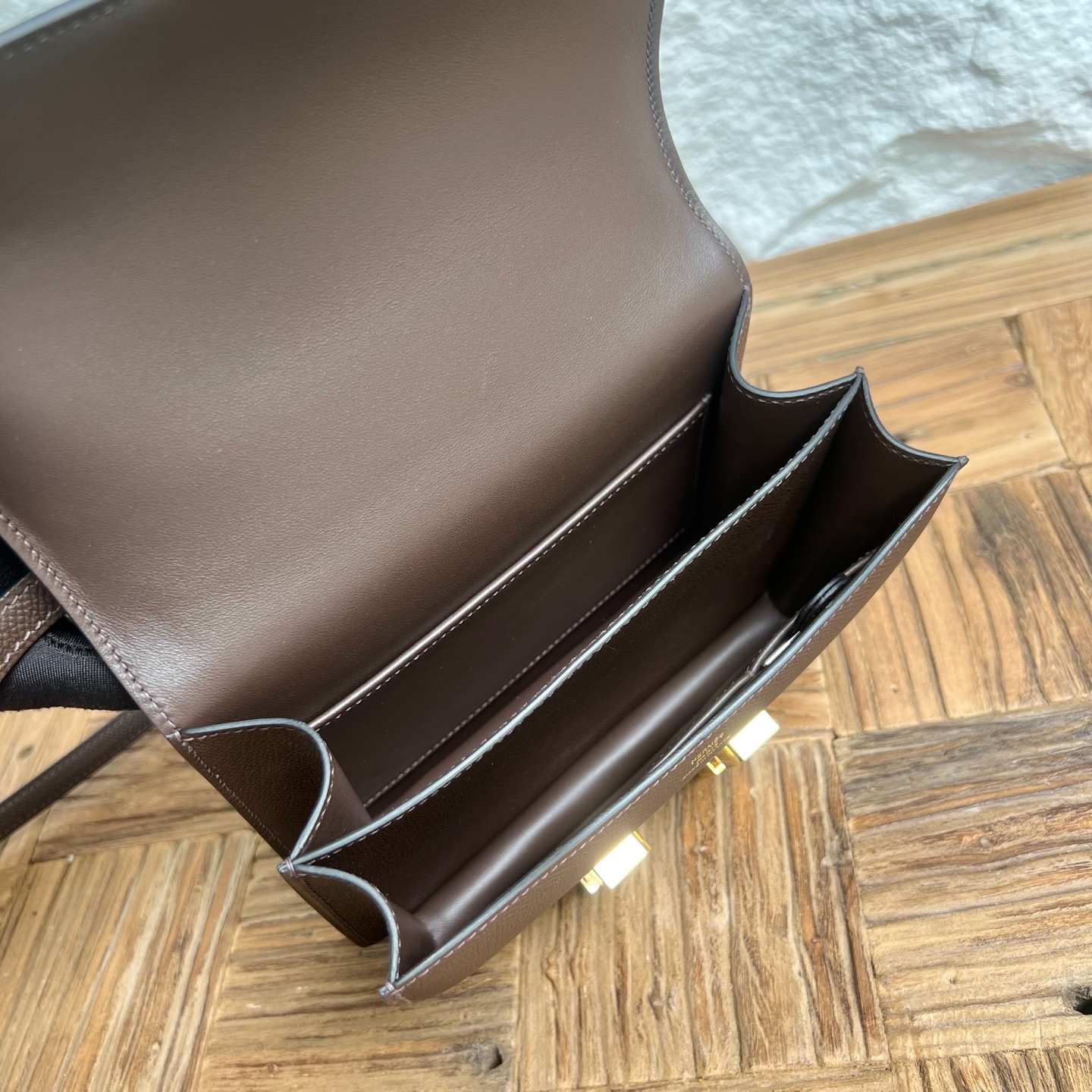 Constance 18cm mirror style🪞Epsom Color: CC47 chocolate 🍫 Fully handmade wax thread sewing Gold buckle customized✈️ - Image 6