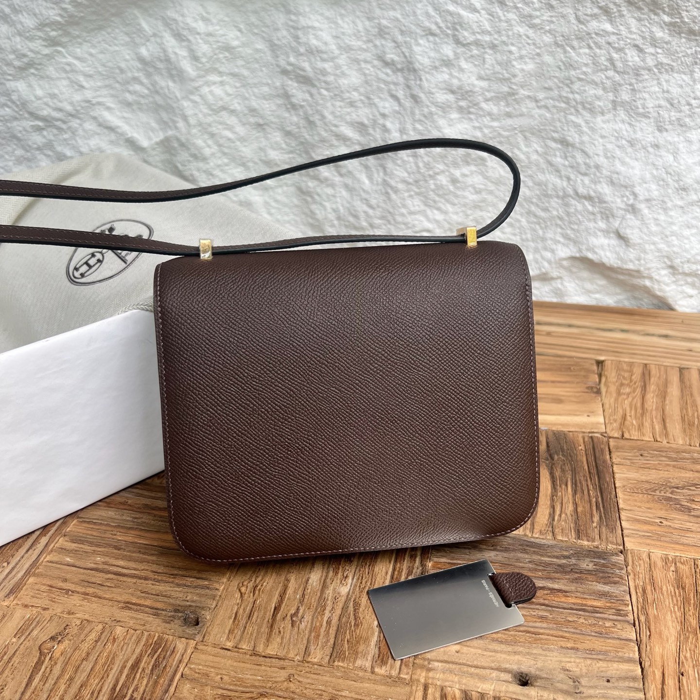 Constance 18cm mirror style🪞Epsom Color: CC47 chocolate 🍫 Fully handmade wax thread sewing Gold buckle customized✈️ - Image 9