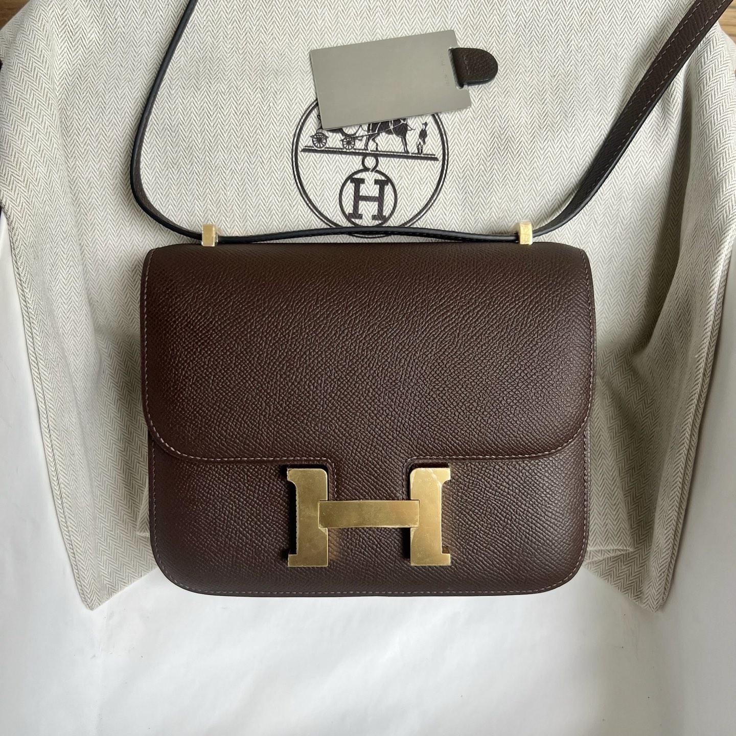 Constance 18cm mirror style🪞Epsom Color: CC47 chocolate 🍫 Fully handmade wax thread sewing Gold buckle customized✈️ - Image 11