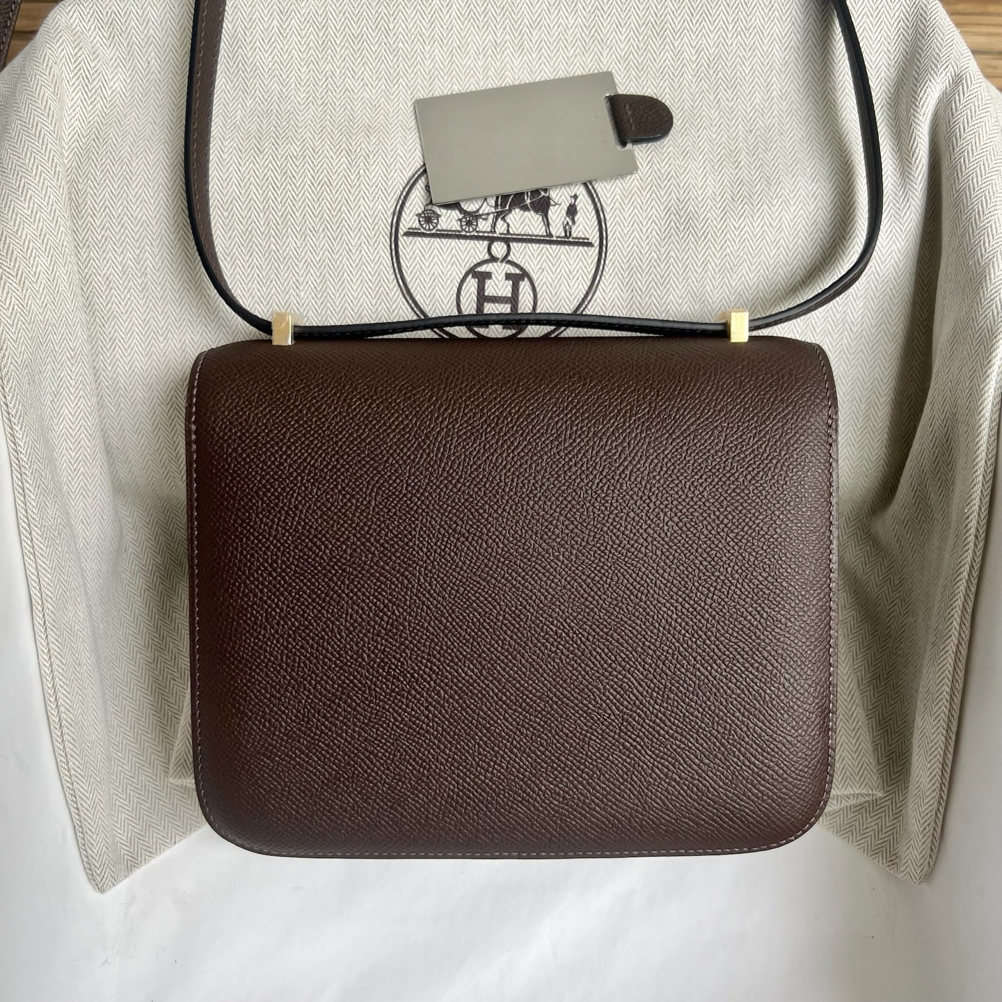 Constance 18cm mirror style🪞Epsom Color: CC47 chocolate 🍫 Fully handmade wax thread sewing Gold buckle customized✈️ - Image 12