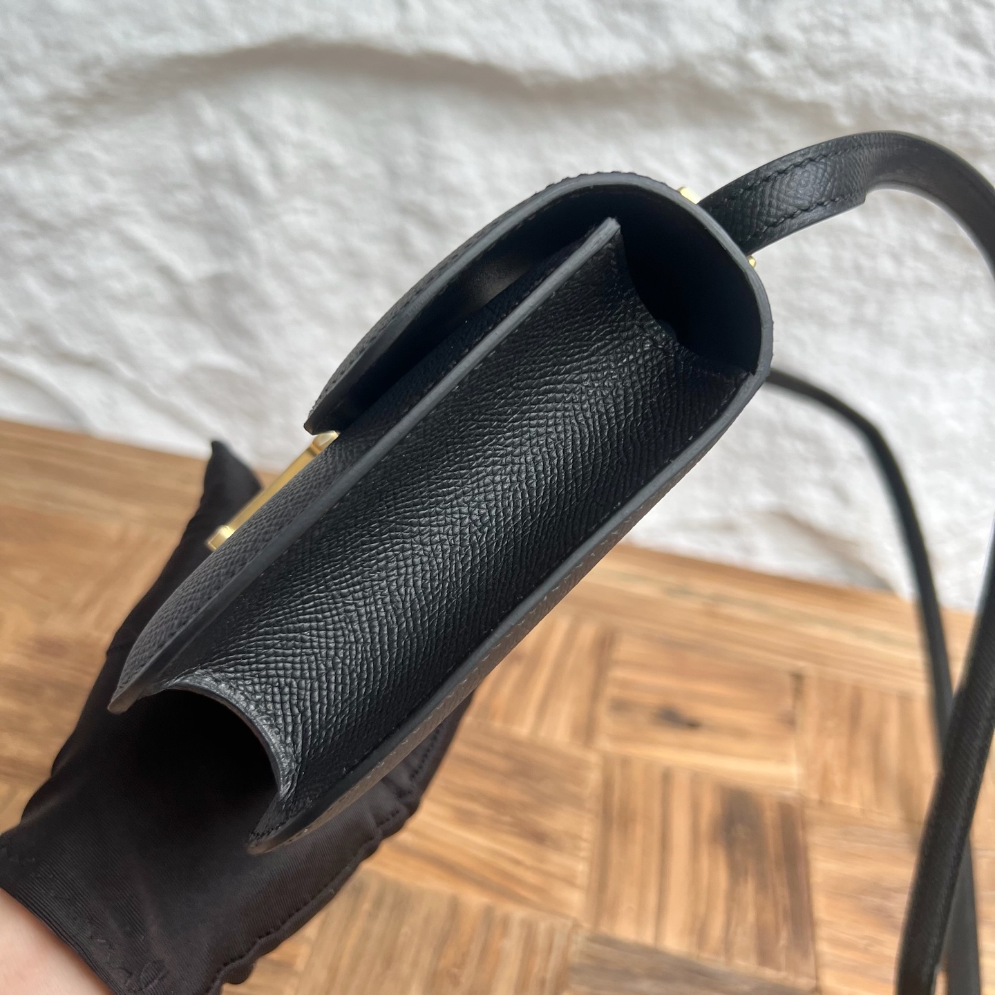 Constance elan 23cm🪞Mirror style Epsom Color: CC89 black Noir fully handmade wax thread sewing Ghw Stock - Image 3
