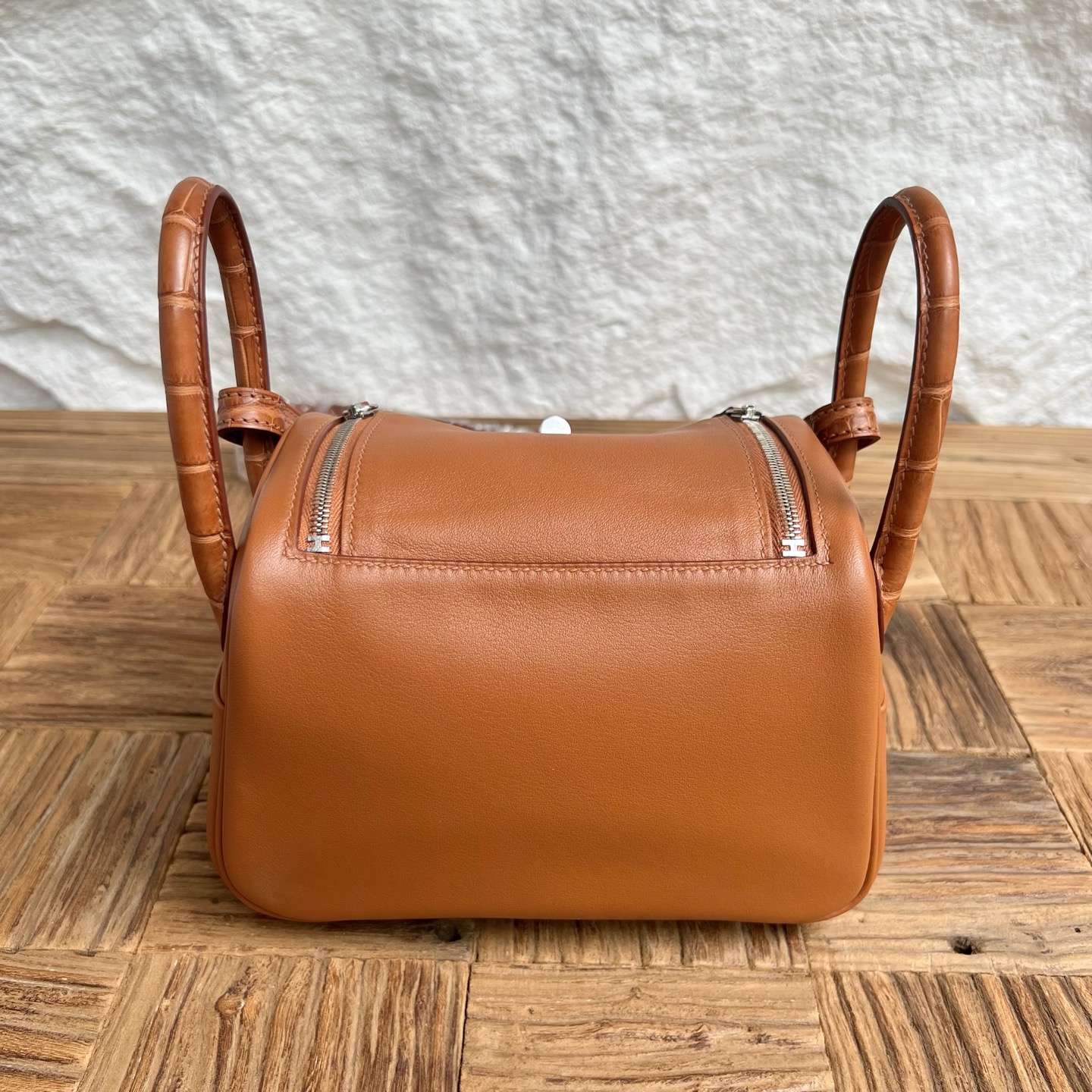 Mini Lindy 19cm Touch Swift with Matte American Alligator Color: Ck37 golden brown Gold Fully handmade wax thread sewing Silver buckle customized✈️ - Image 4