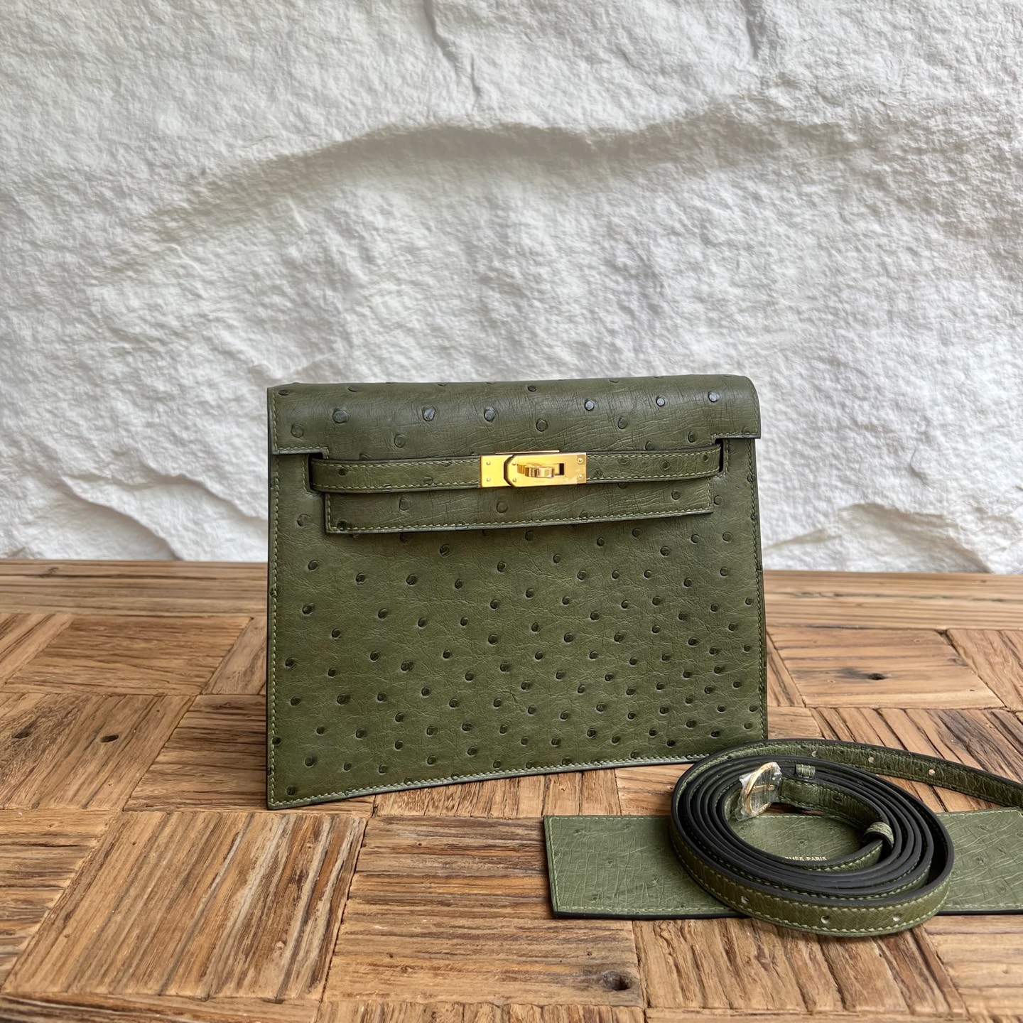 Kellydanse 22cm Ostrich Color: 6H olive green, fully handmade wax stitching Gold buckle customized✈️ - Image 11