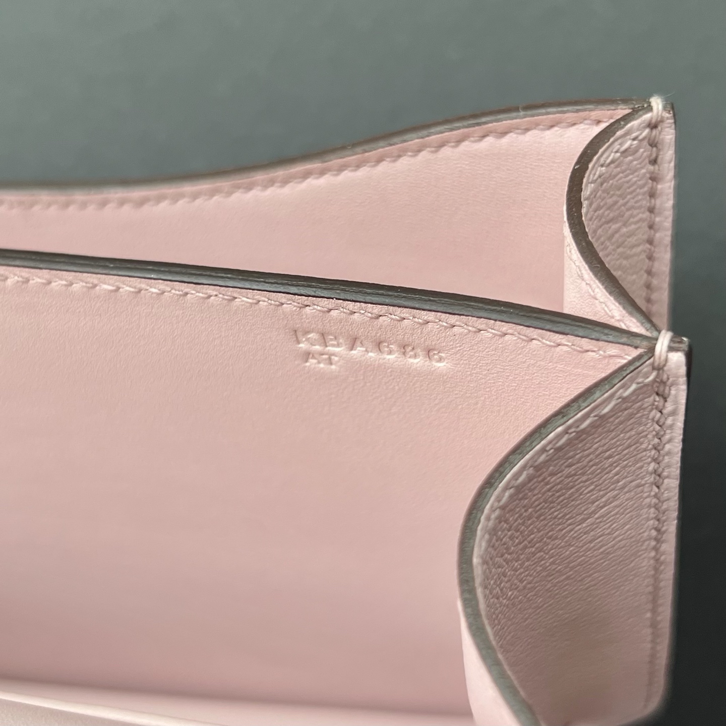 Constance 18cm Chever original imported goatskin Color: M7 Rose Darling Love Powder Fully handmade wax thread sewing Silver buckle customized✈️ - Image 8