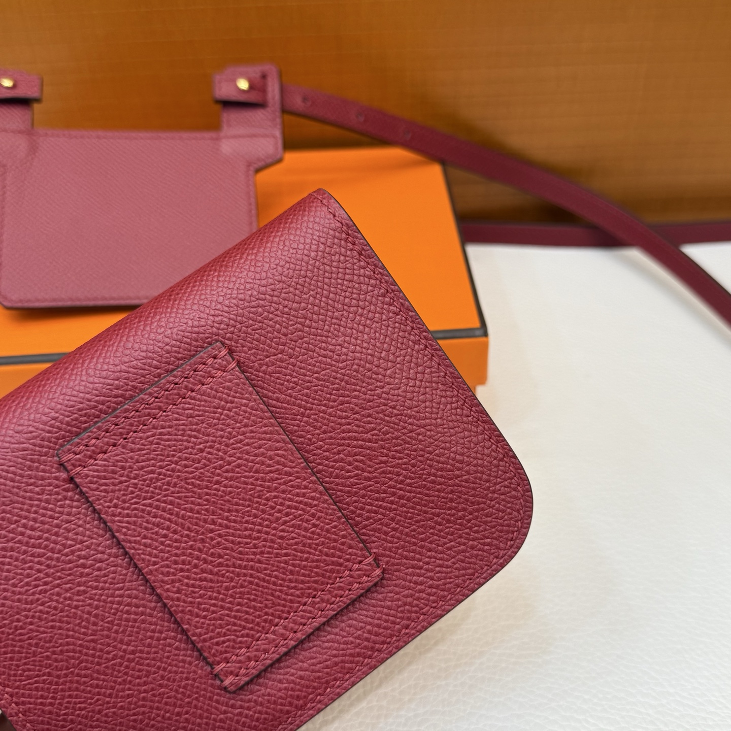 Constance Slim Epsom Color: K1 pomegranate red, fully handmade wax stitching Gold buckle customized✈️ - Image 6