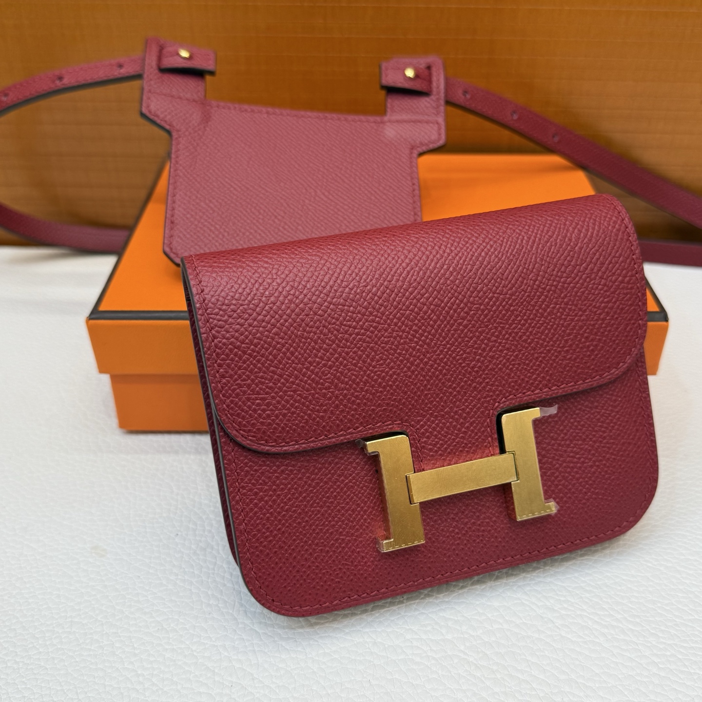 Constance Slim Epsom Color: K1 pomegranate red, fully handmade wax stitching Gold buckle customized✈️ - Image 7