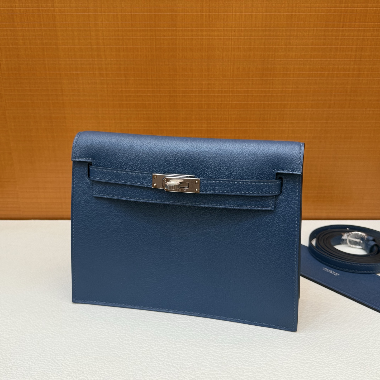 Kelly danse 22cm Evercolor Color: S4 Deep Blue, fully handmade wax stitching Silver buckle customized✈️ - Image 13