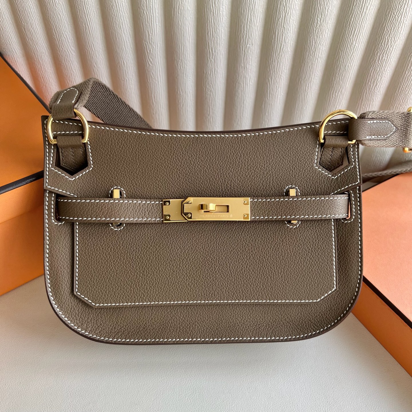 Jypssiere Mini Gypsy 23cm Evercolor Color: Ck18 elephant gray Etoupe fully handmade wax stitching Ghw Stock