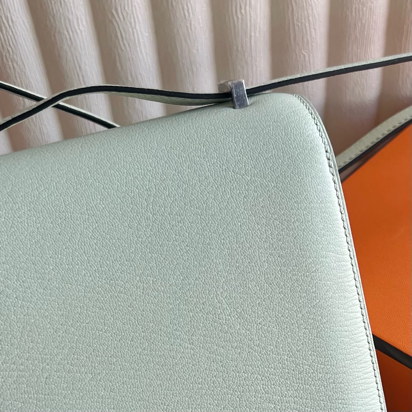Constance 18cm Chevre imported goatskin Color: 0S bubble green inner spelling 6w mint green silver buckle Fully handmade wax stitching Phw Stock - Image 8
