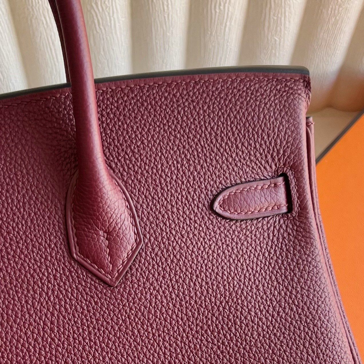 Birkin 25cm Togo original calfskin imported from Germany Color: 55 Hermès red Rouge H, fully handmade wax stitching Gold buckle customized✈️ - Image 5