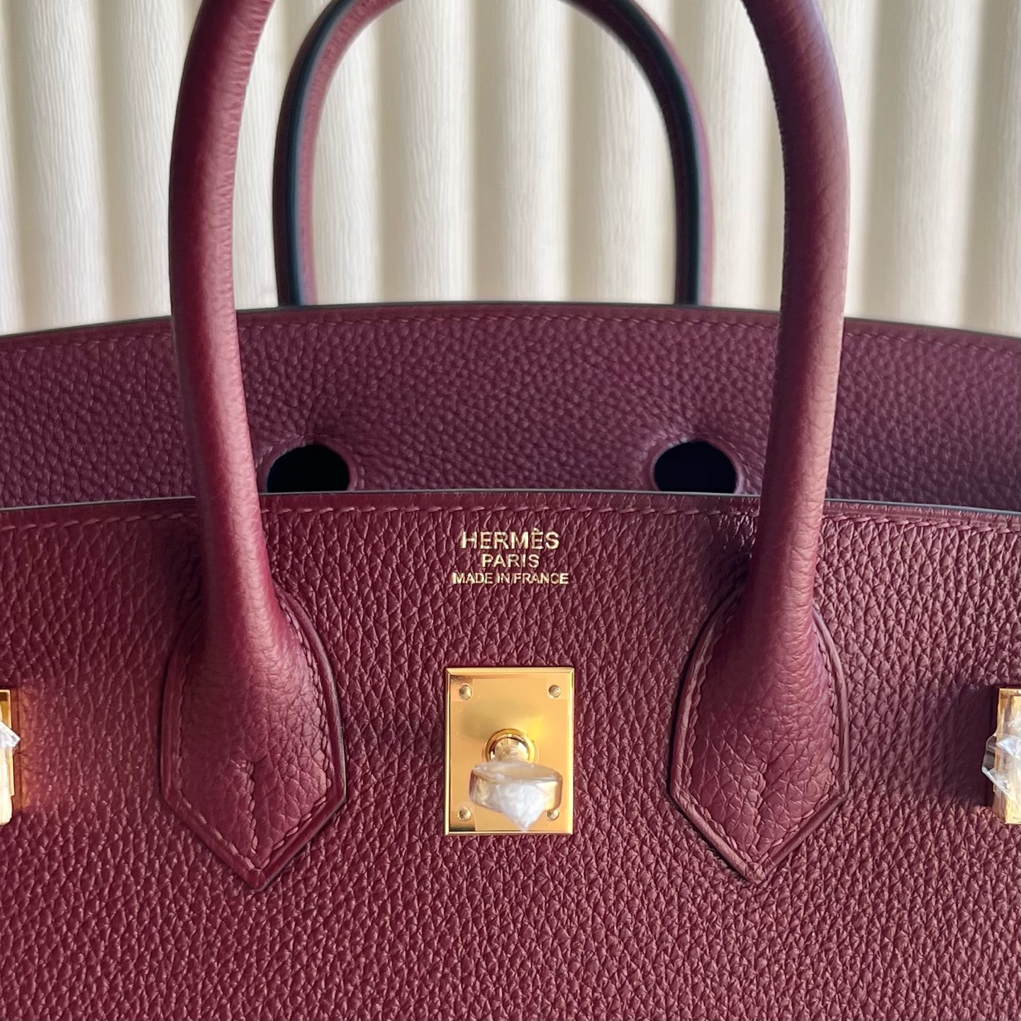 Birkin 25cm Togo original calfskin imported from Germany Color: 55 Hermès red Rouge H, fully handmade wax stitching Gold buckle customized✈️ - Image 7
