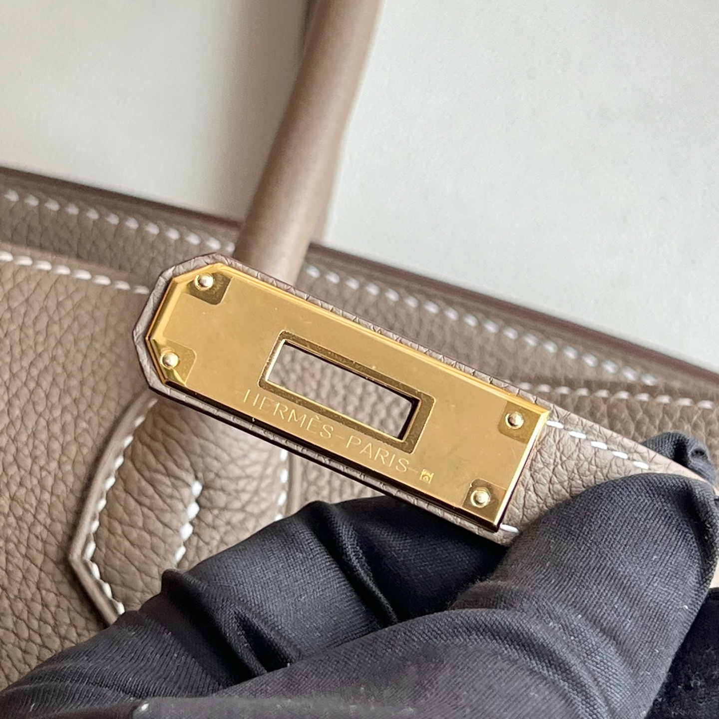 Birkin 30cm Togo original calfskin imported from Germany Color: 18 Elephant Gray Etoupe Fully Handmade Wax Thread Sewing Gold Buckle Customized✈️ - Image 7