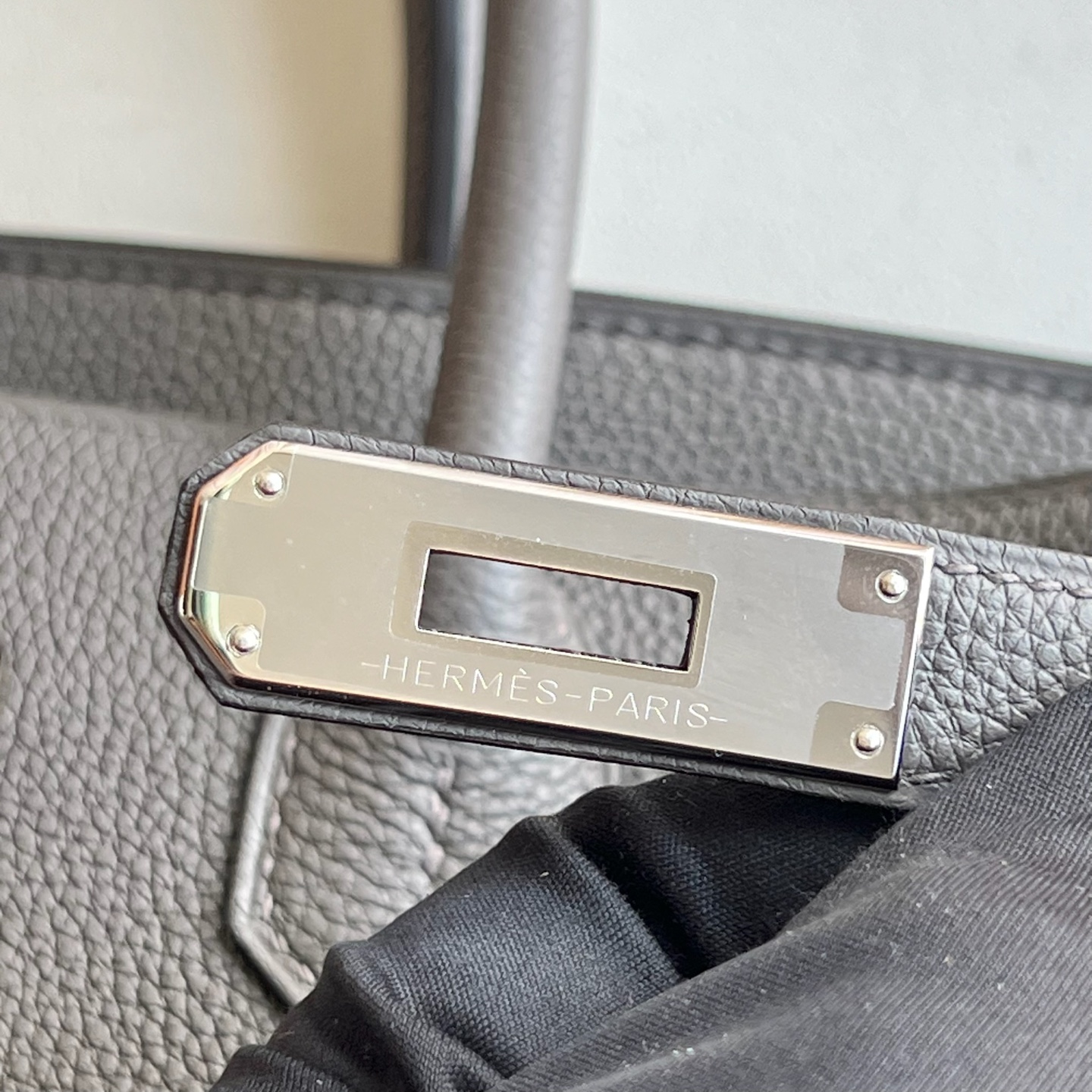 Birkin 30cm Togo original calfskin imported from Germany Color: 8F pewter gray Etain Fully handmade wax stitching Original hardware hand-engraved Silver buckle Customized✈️ - Image 8