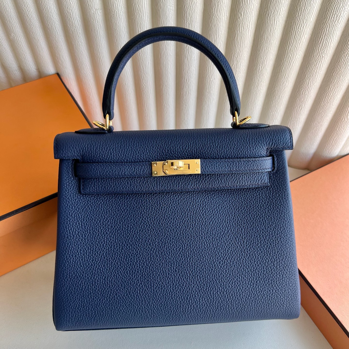 Kelly 25cm Togo original calfskin imported from Germany Color: 73 Sapphire Blue Sapphire Fully handmade wax stitching gold buckle