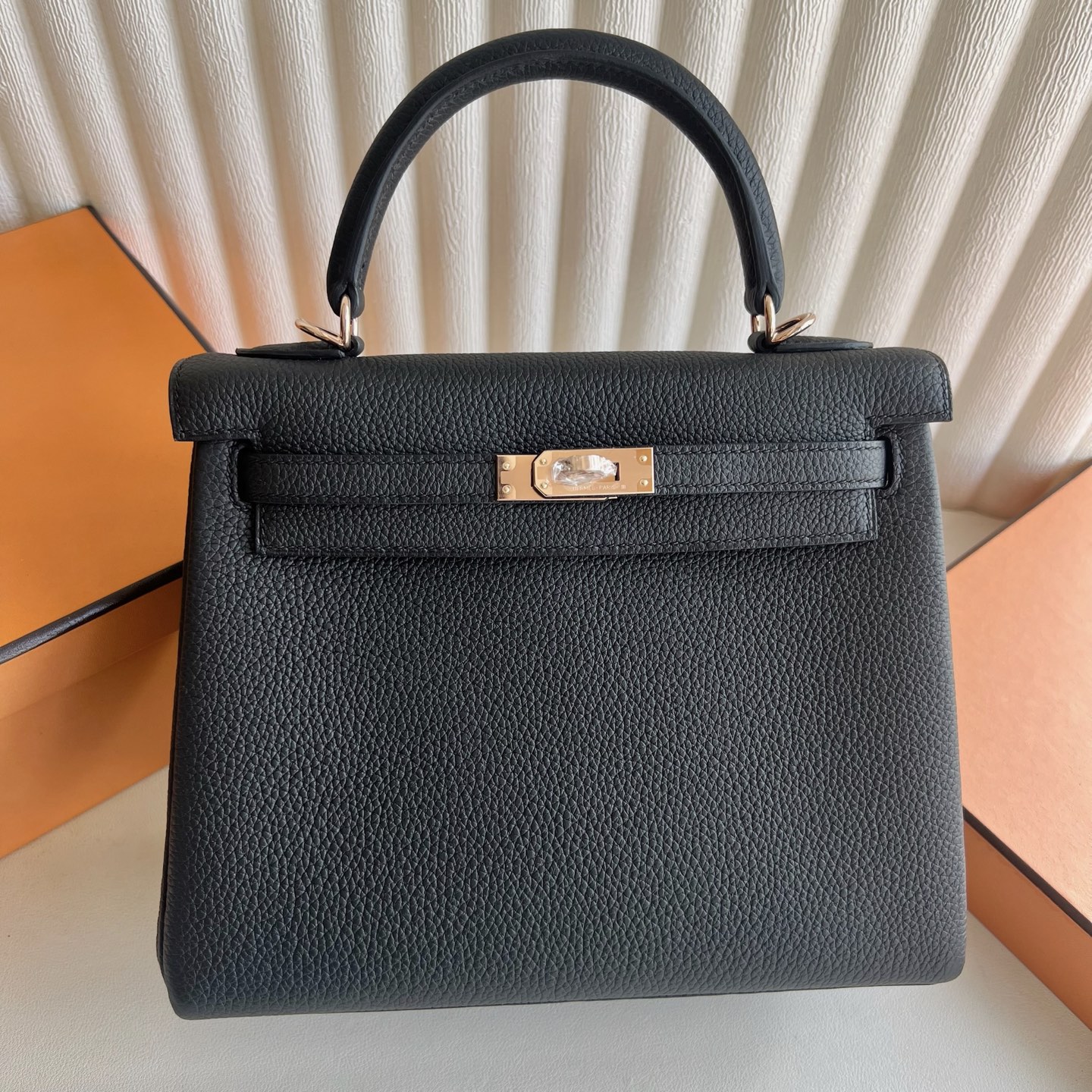 Kelly 25cm Togo original calfskin imported from Germany Color: 89 black Noir Rghw fully handmade wax stitching Rose gold buckle customized✈️