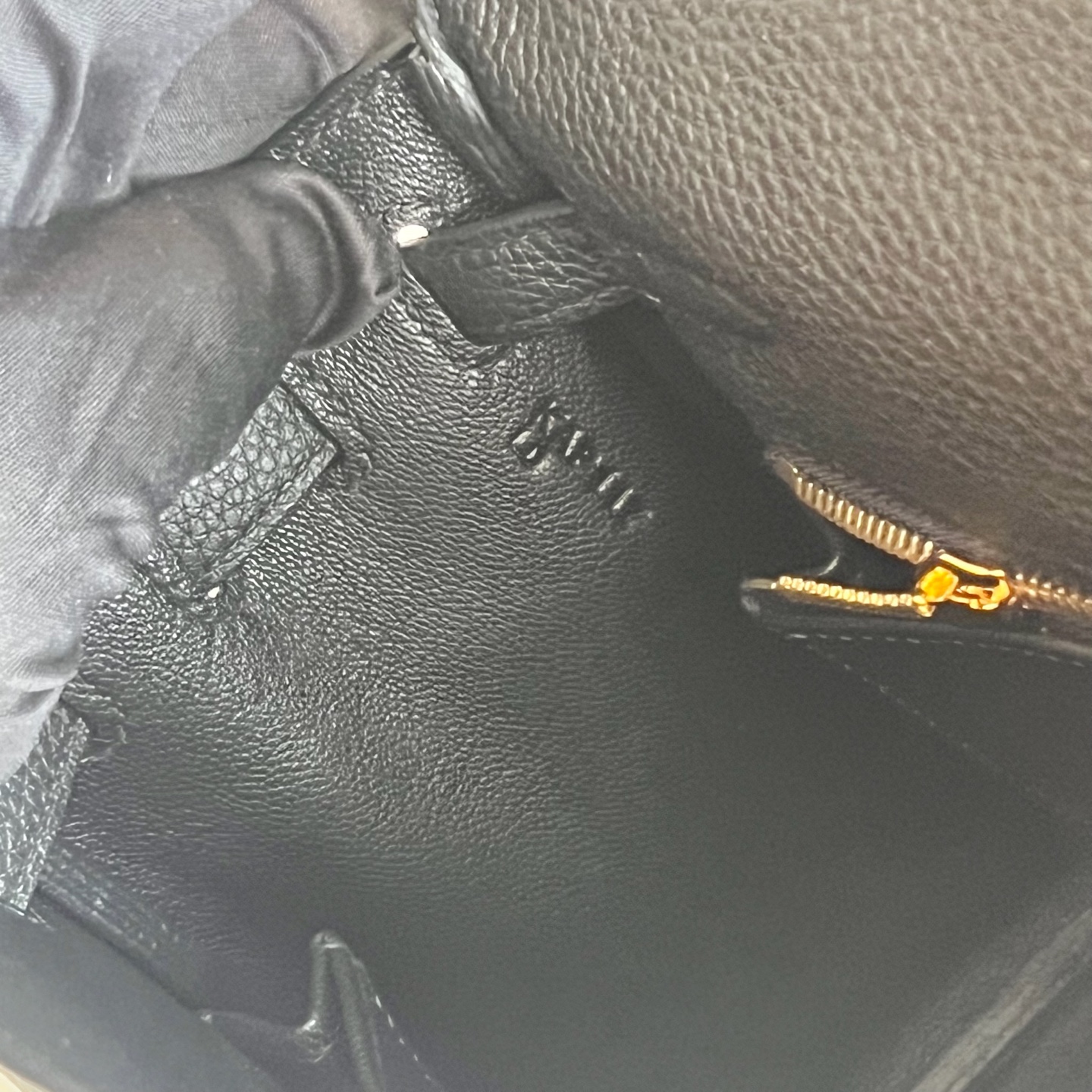 Kelly 25cm Togo original calfskin imported from Germany Color: 89 black Noir Rghw fully handmade wax stitching Rose gold buckle customized✈️ - Image 8