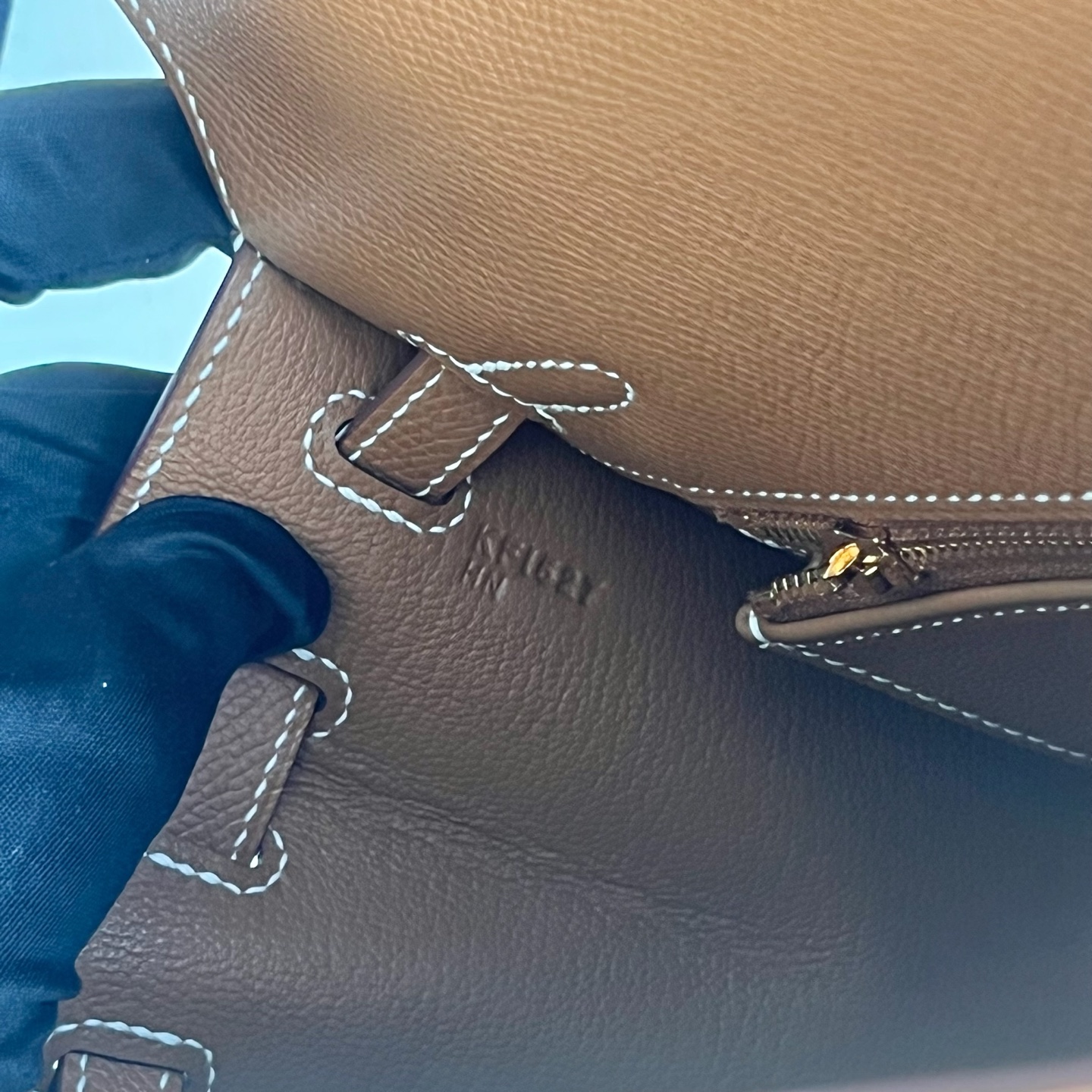 Spot Kelly 25cm Epsom Color: 37 golden brown Gold GHW fully handmade wax stitching Gold buckle Stock - Image 7