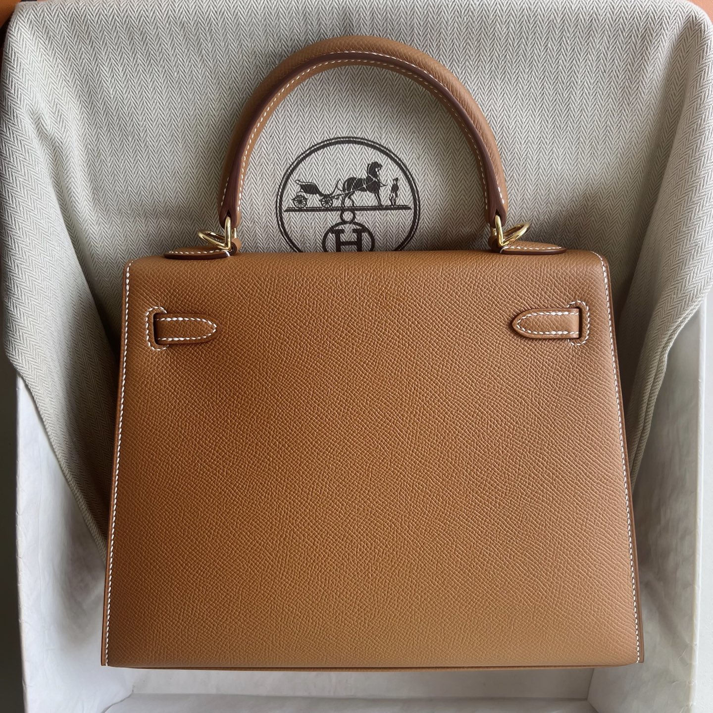 Spot Kelly 25cm Epsom Color: 37 golden brown Gold GHW fully handmade wax stitching Gold buckle Stock - Image 11