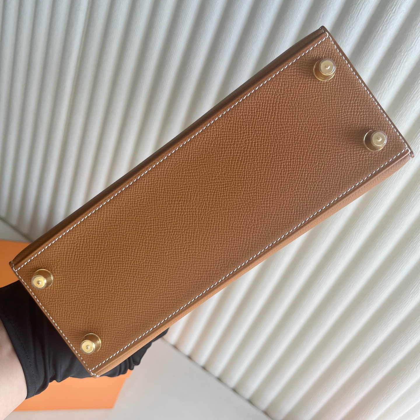 Spot Kelly 25cm Epsom Color: 37 golden brown Gold GHW fully handmade wax stitching Gold buckle Stock - Image 9