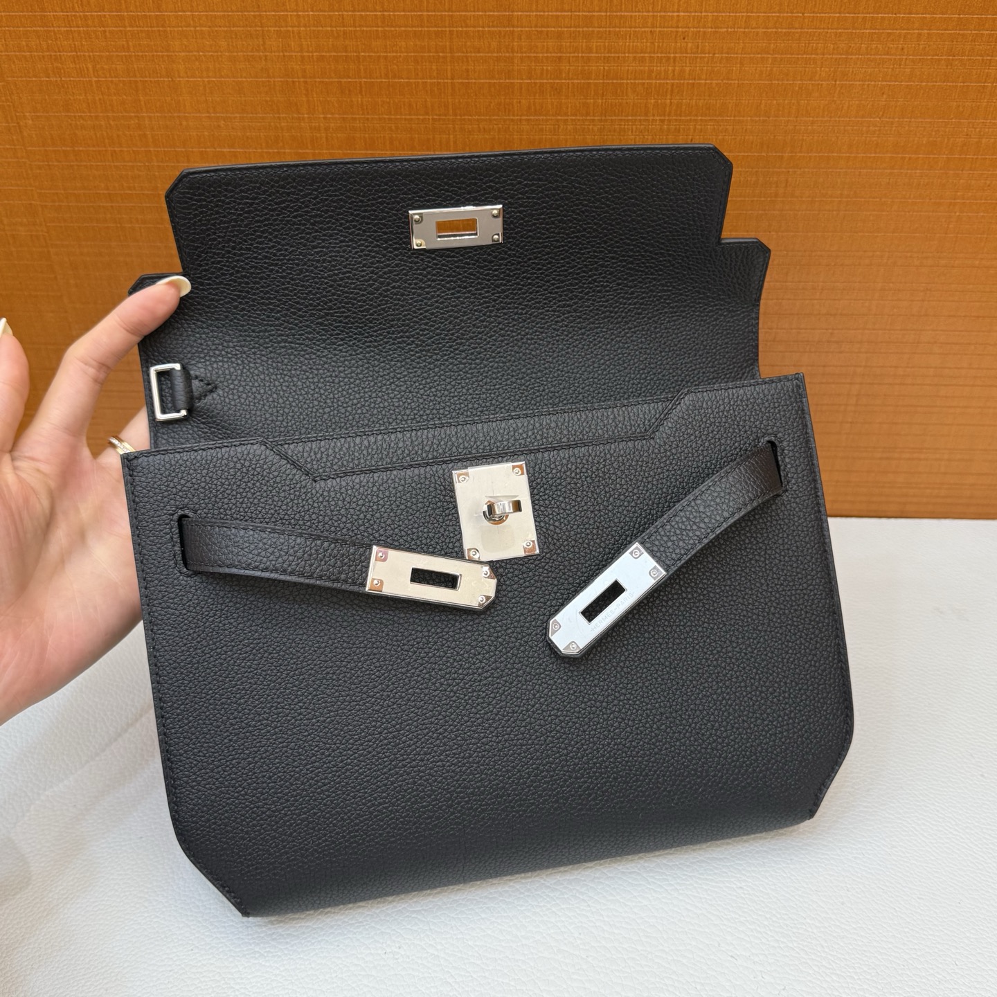 Kelly Depeches 25cm Togo original imported German calfskin Color: Ck89 black Noir Phw fully handmade wax stitching Silver buckle customized✈️ - Image 9