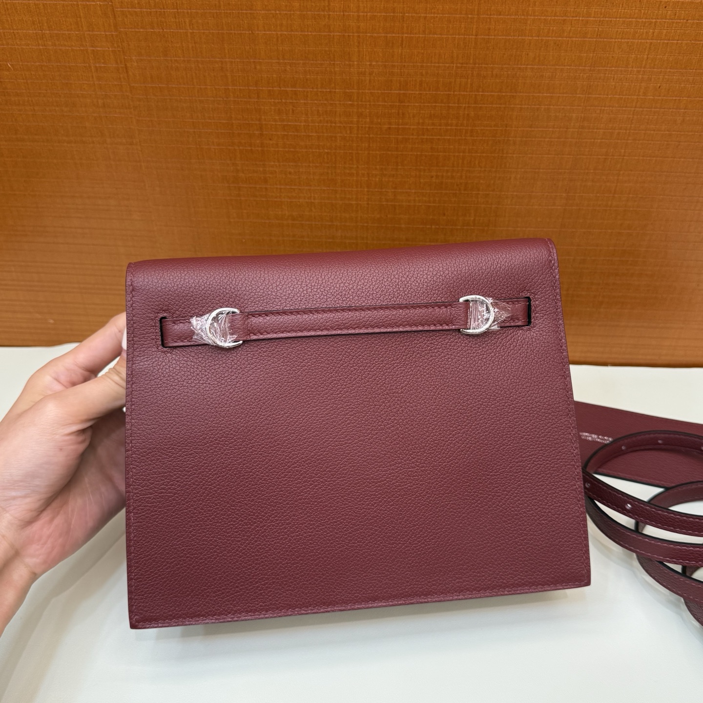 Kelly danse 22cm Evercolor Color: Ck55 Hermès red Rouge H, fully handmade wax stitching Phw customized✈️ - Image 5
