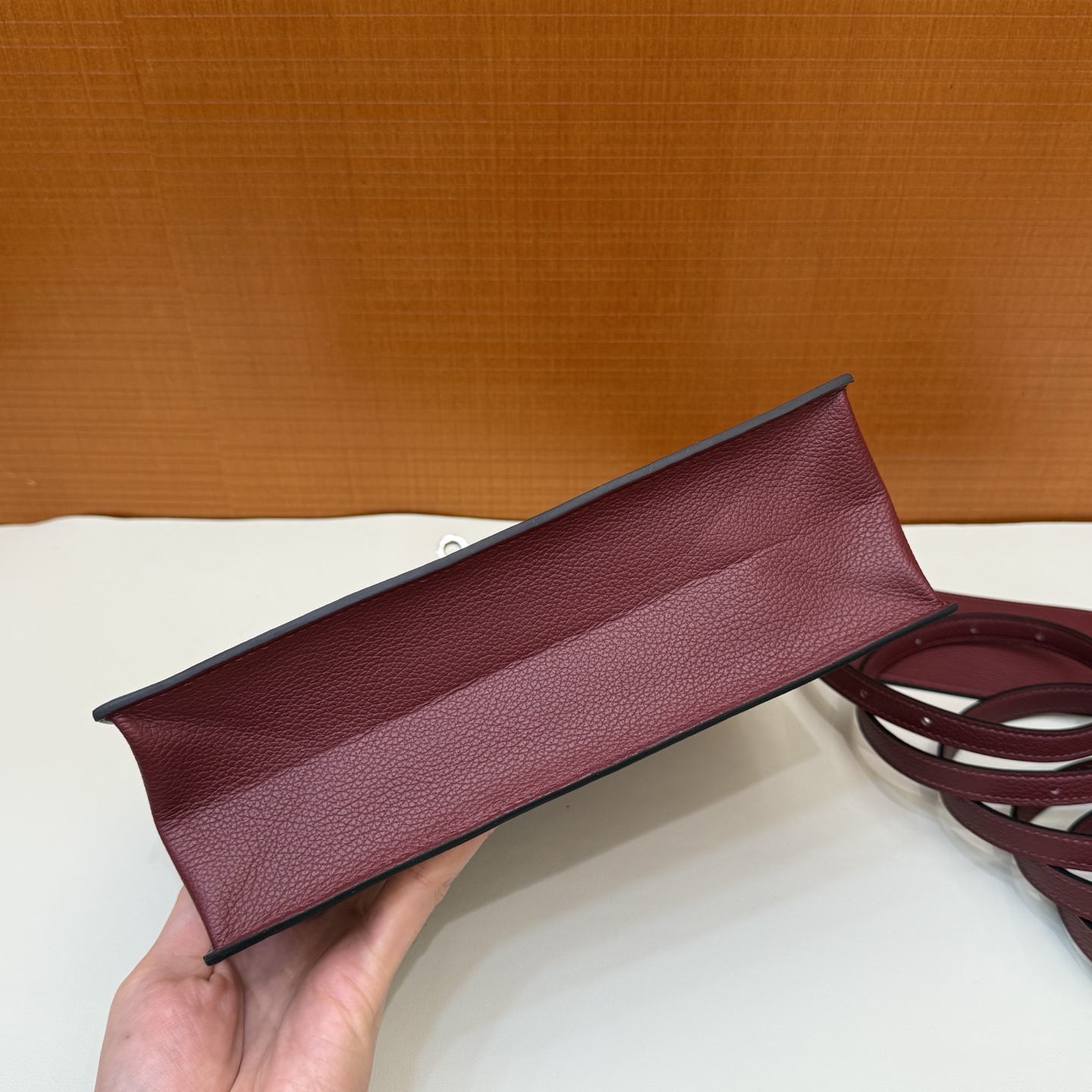 Kelly danse 22cm Evercolor Color: Ck55 Hermès red Rouge H, fully handmade wax stitching Phw customized✈️ - Image 10