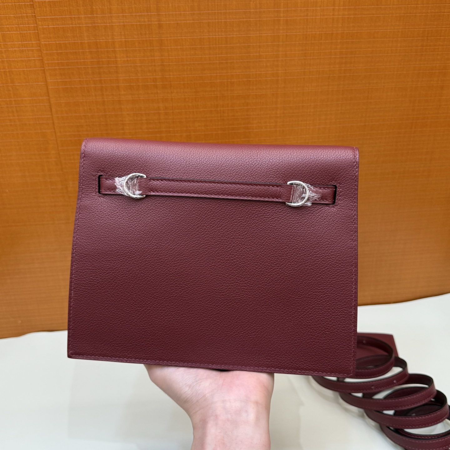 Kelly danse 22cm Evercolor Color: Ck55 Hermès red Rouge H, fully handmade wax stitching Phw customized✈️ - Image 12