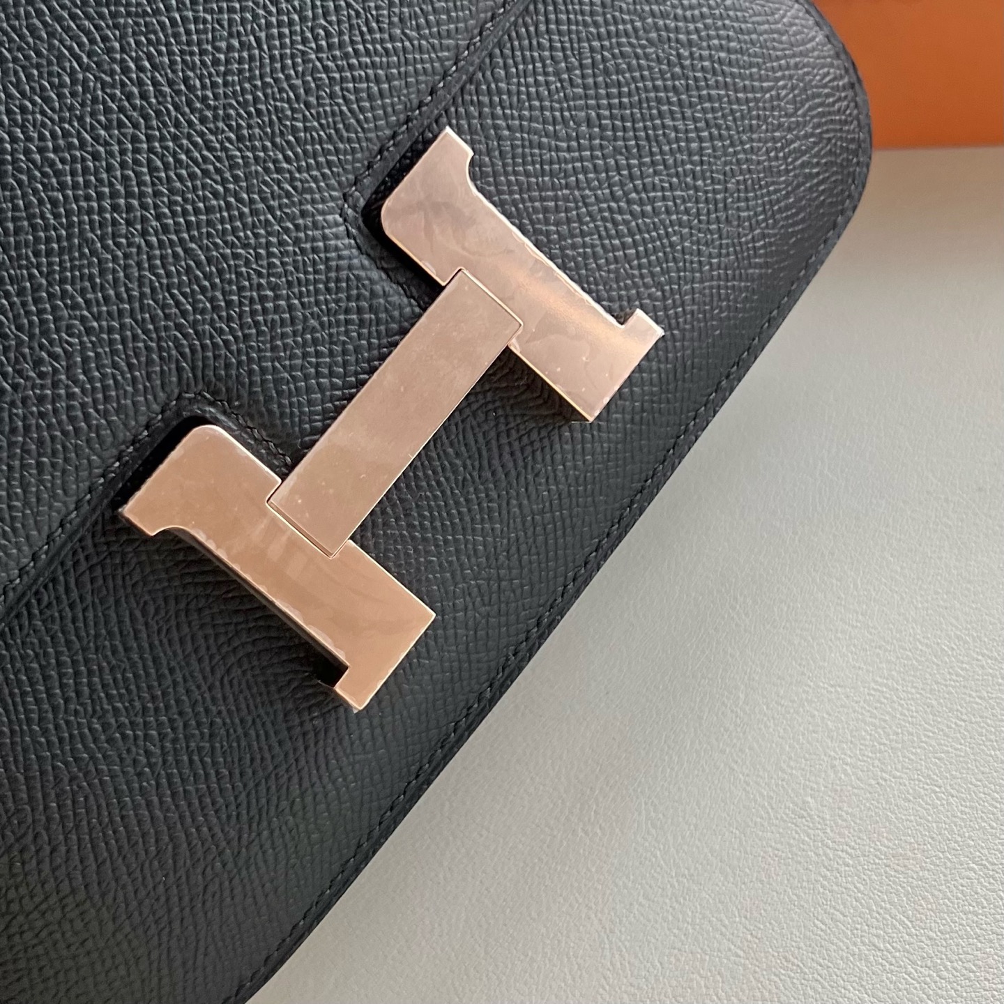 Constance 18cm Epsom Color: 89 black Noir Rghw fully handmade wax stitching Rose gold buckle customized✈️ - Image 2