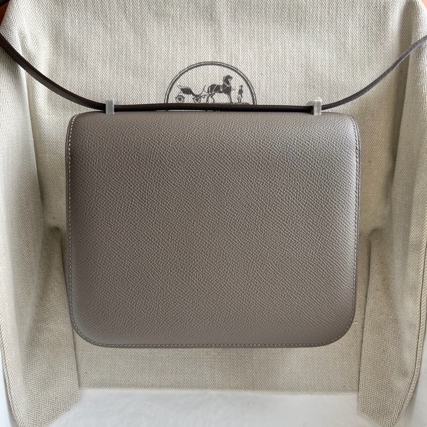 Constance 18cm Epsom Color: 8F pewter gray with 7T electric blue inside and silver buckle Fully handmade wax stitching PHW customized✈️ - Image 11