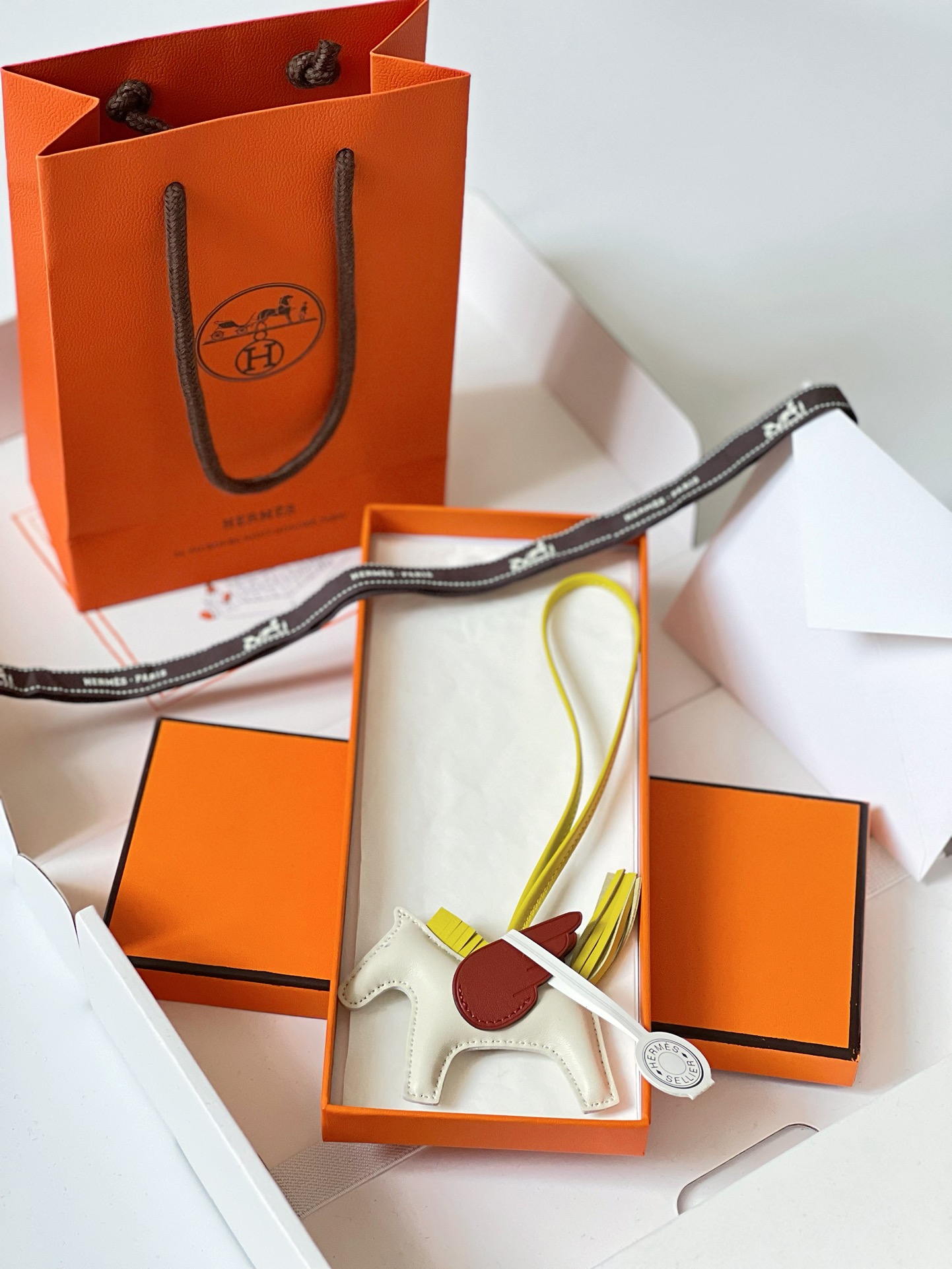 ❹【Single main picture: Color-blocked Pegasus sheepskin】 Model: XFM-20 Little Pegasus pendant Rodeo Pegase Small Pendant Milo lambskin pendant in the shape of a Pegasus Dimensions: approx - Image 6