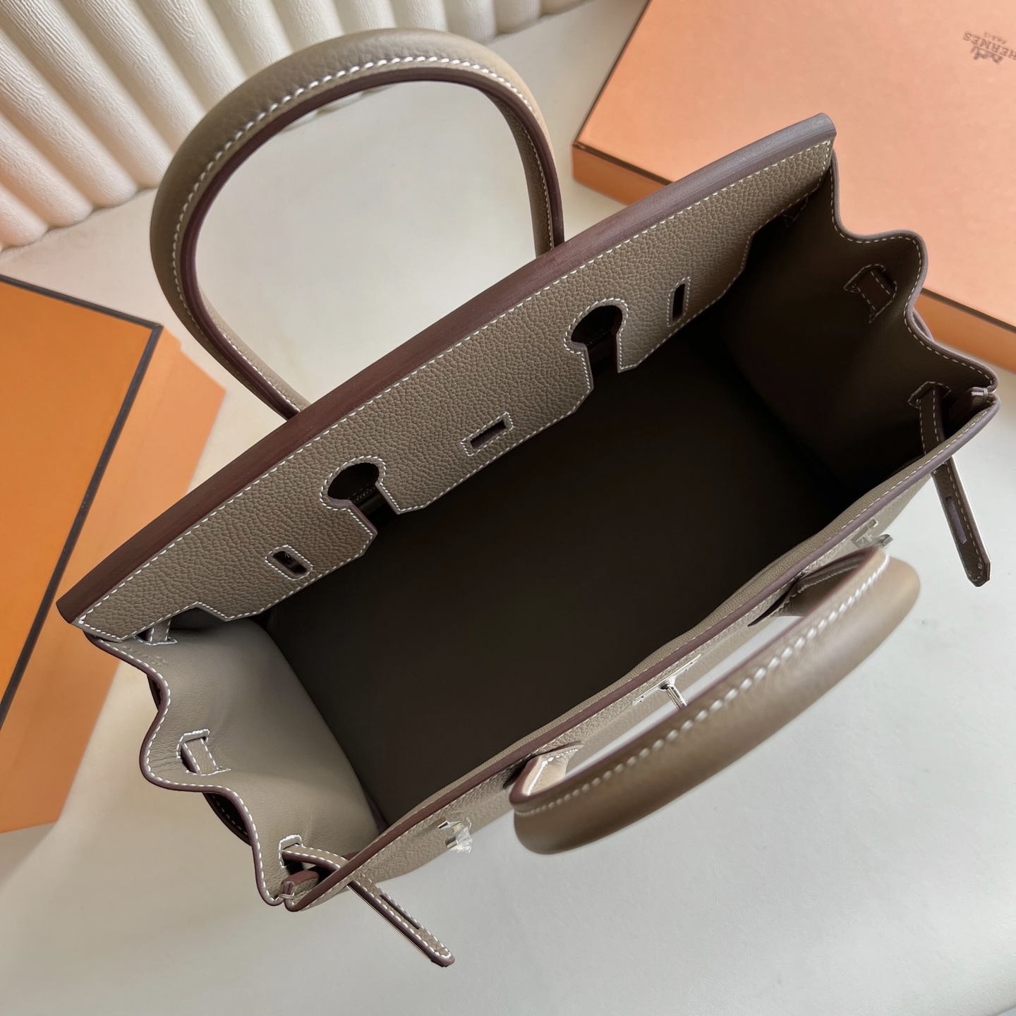 Spot Birkin 30cm Togo original German imported calfskin Color: Ck18 elephant gray Etoupe fully handmade wax stitching Silver buckle Stock - Image 6