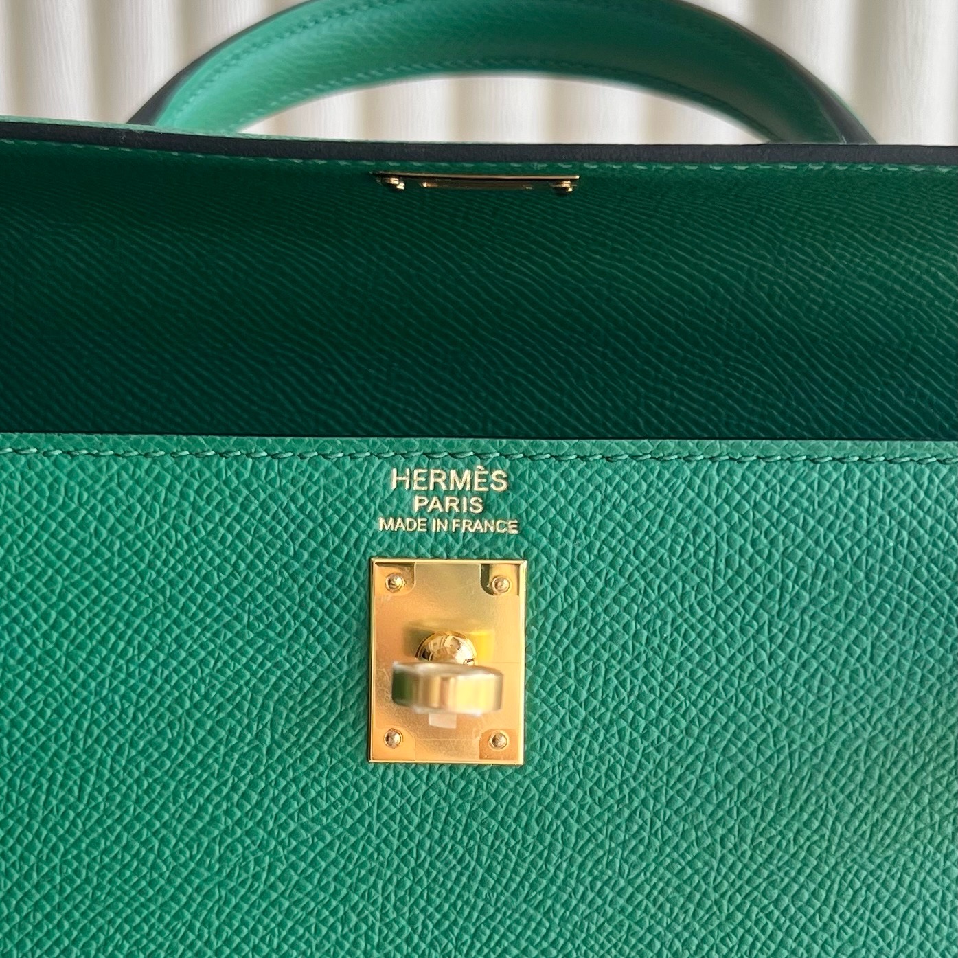 Kelly 25cm Epsom Color: U4 velvet green U4 Vert vertigo fully handmade wax thread sewing Original hardware hand-engraved gold buckle customized✈️ - Image 7